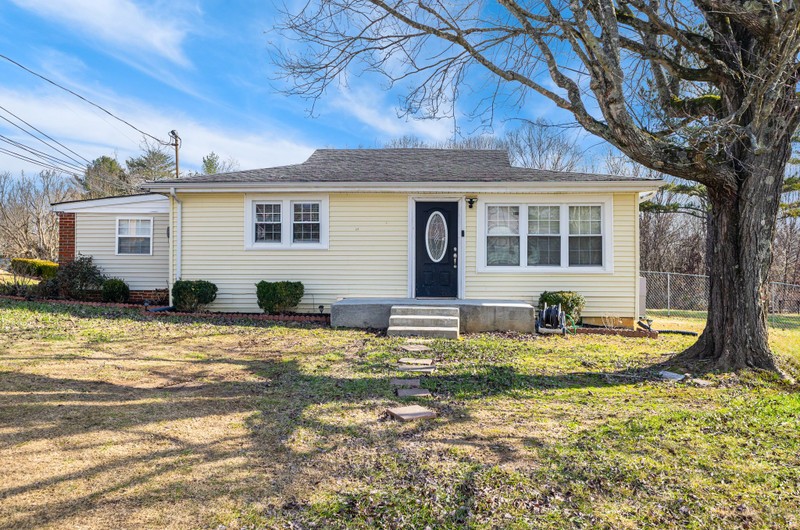 364 Bratten St Property Photo 1