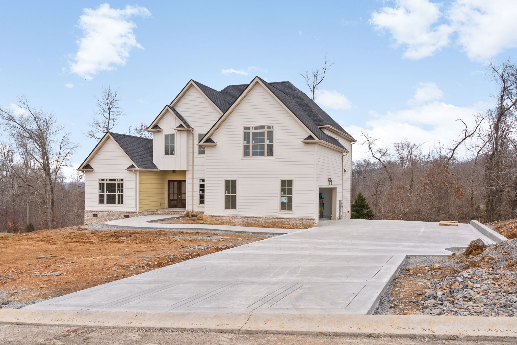 1075 Linder Ridge Drive Property Photo 3