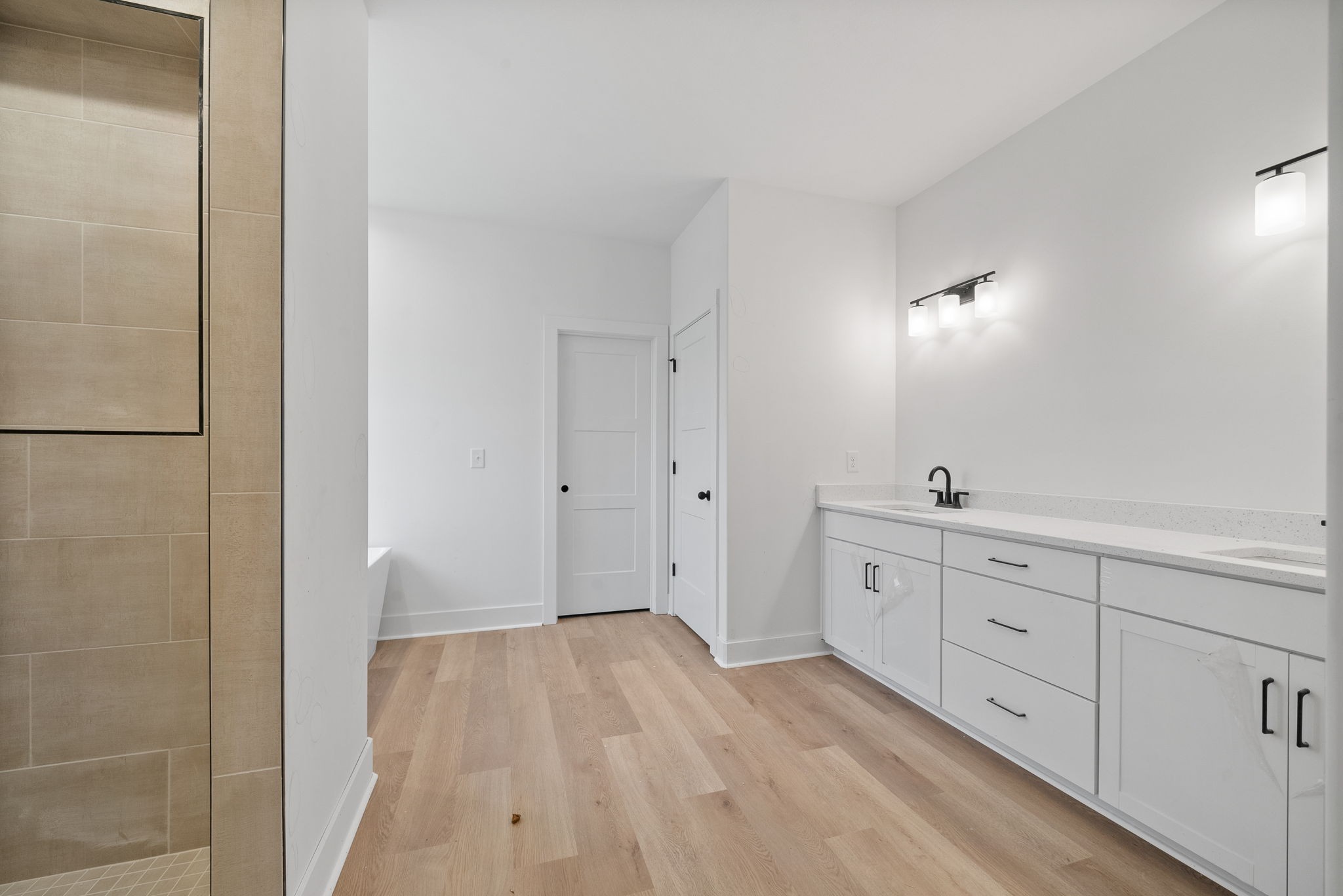 1075 Linder Ridge Drive Property Photo 19
