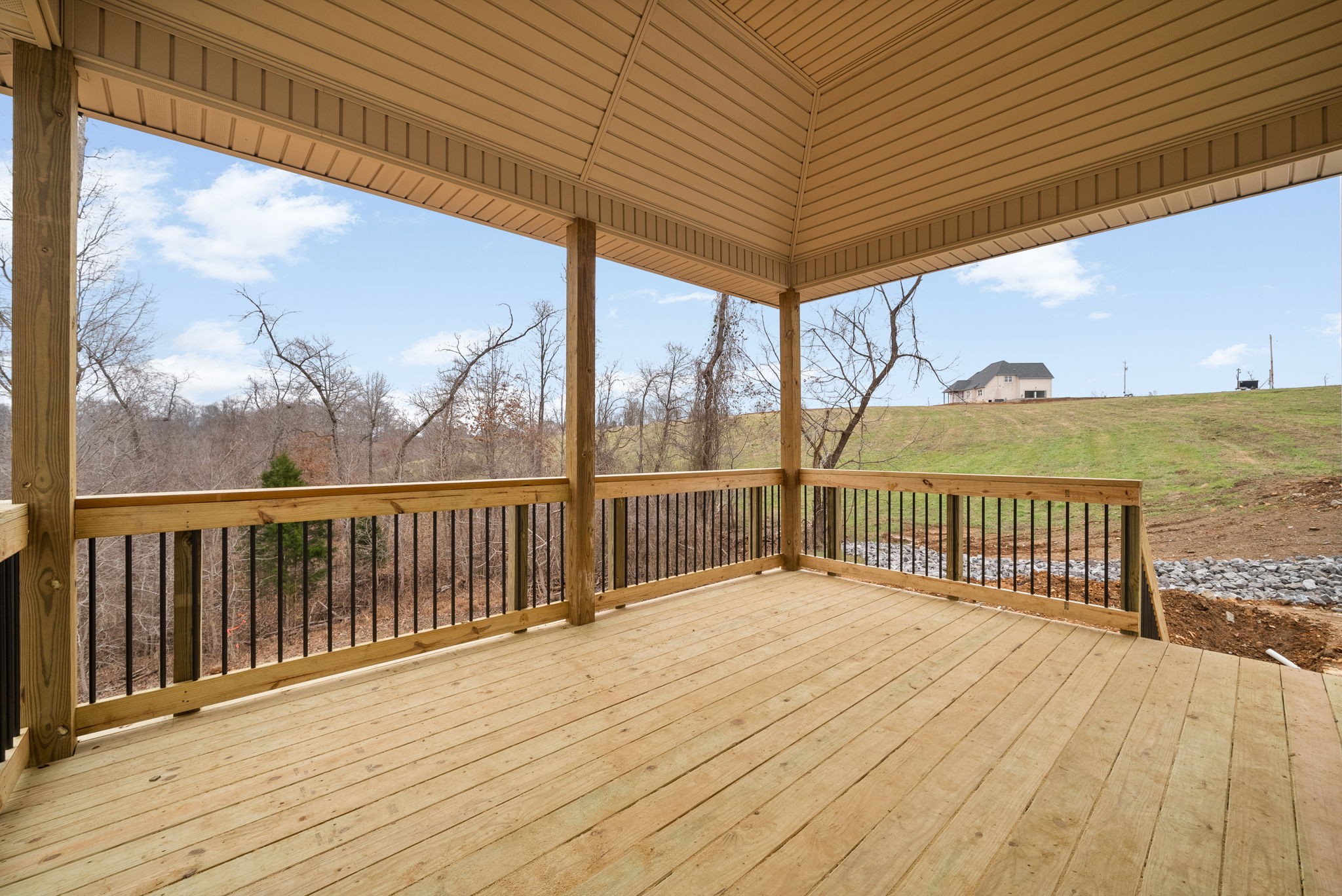 1075 Linder Ridge Drive Property Photo 33