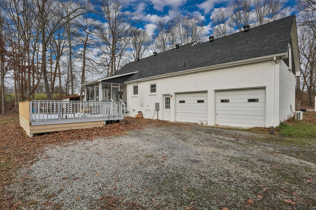 199 Broaderick Ln Property Photo 7