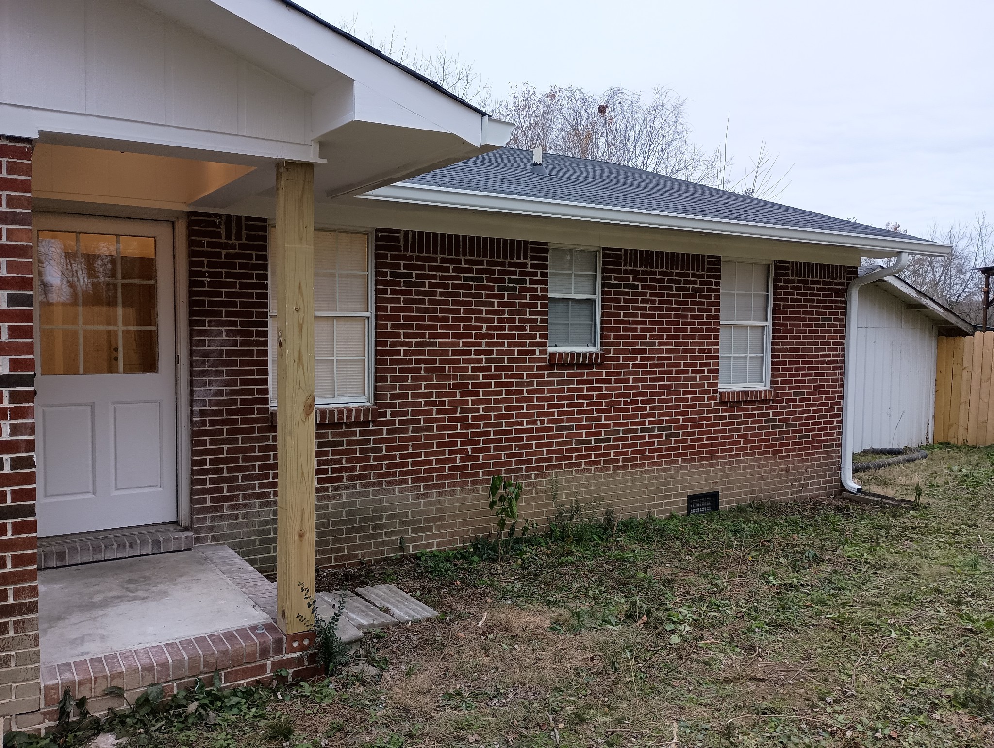 46 14th St Property Photo 3