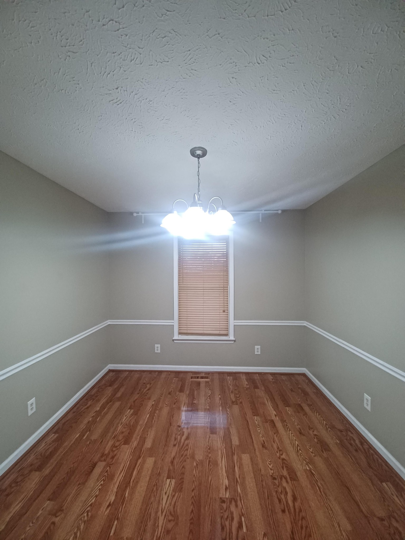 3402 Clearwater Dr Property Photo 7
