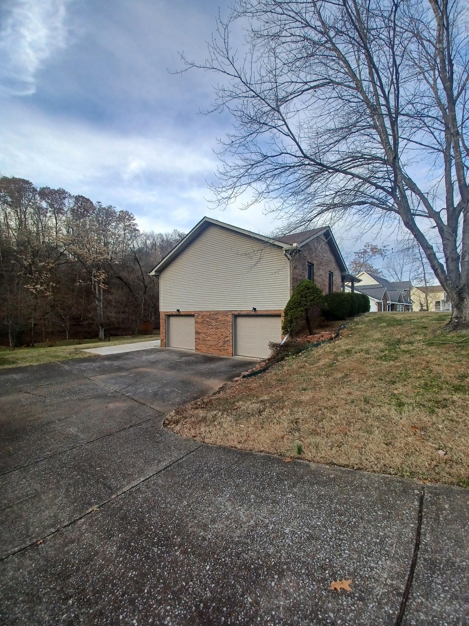 3402 Clearwater Dr Property Photo 28