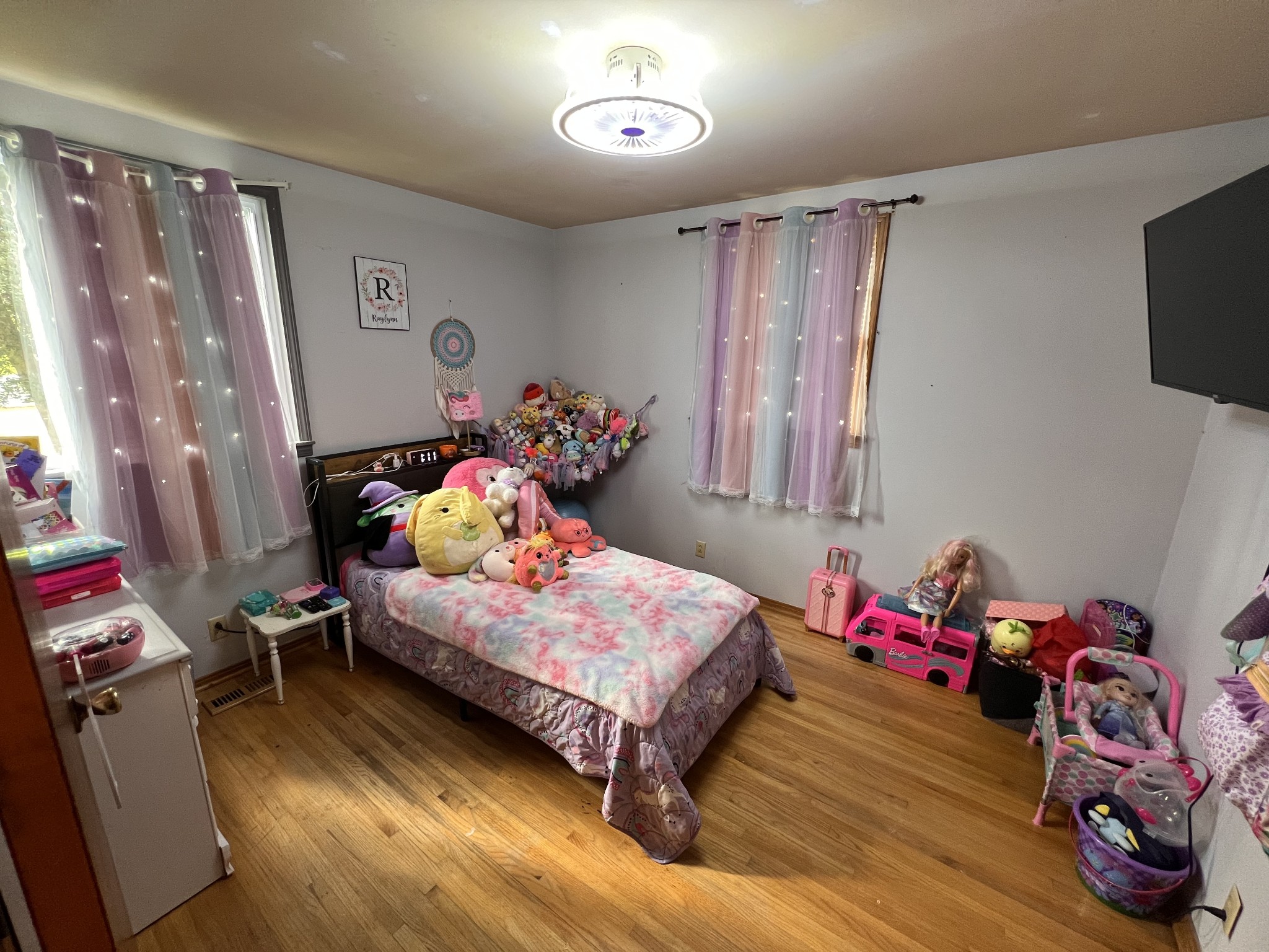 619 N Diagonal St Property Photo 22