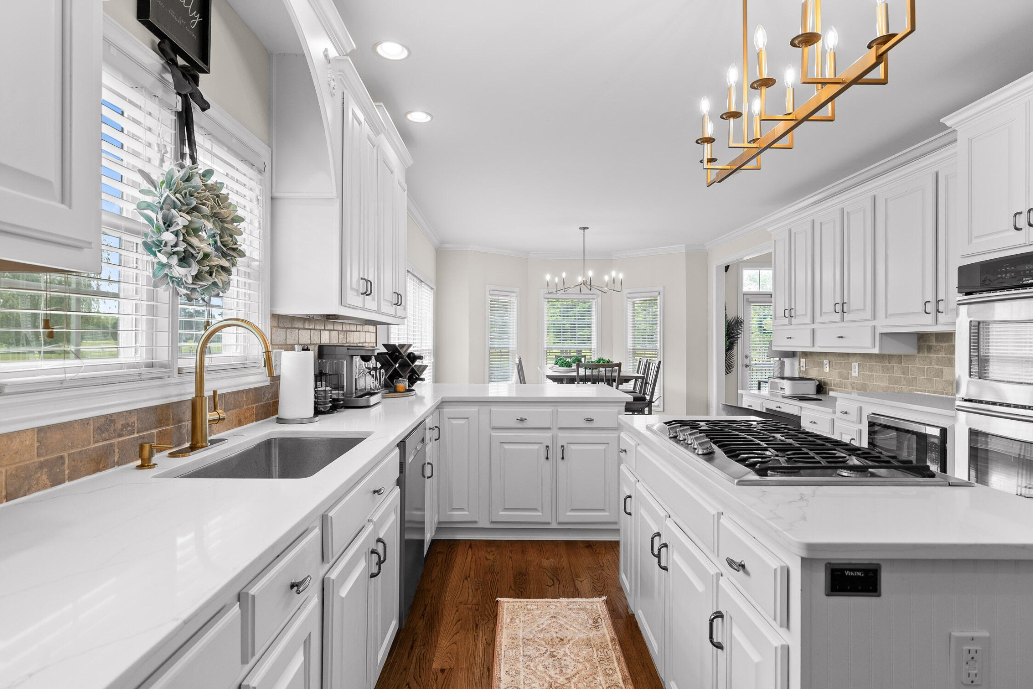 8410 Rambling Rose Drive Property Photo 15
