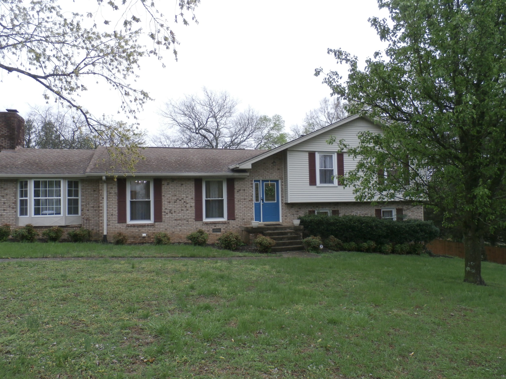 1005 Emily Dr Property Photo 1