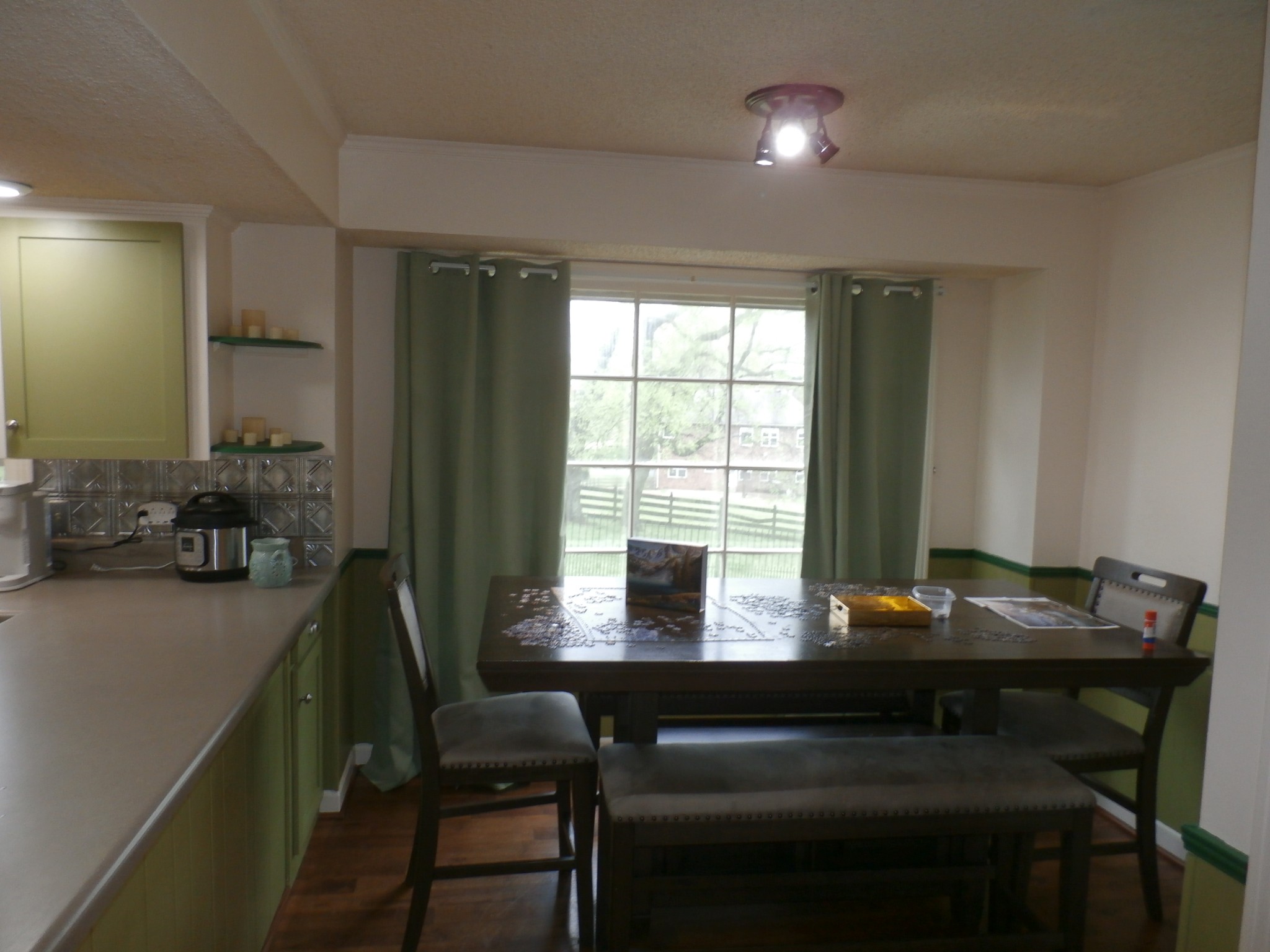 1005 Emily Dr Property Photo 3