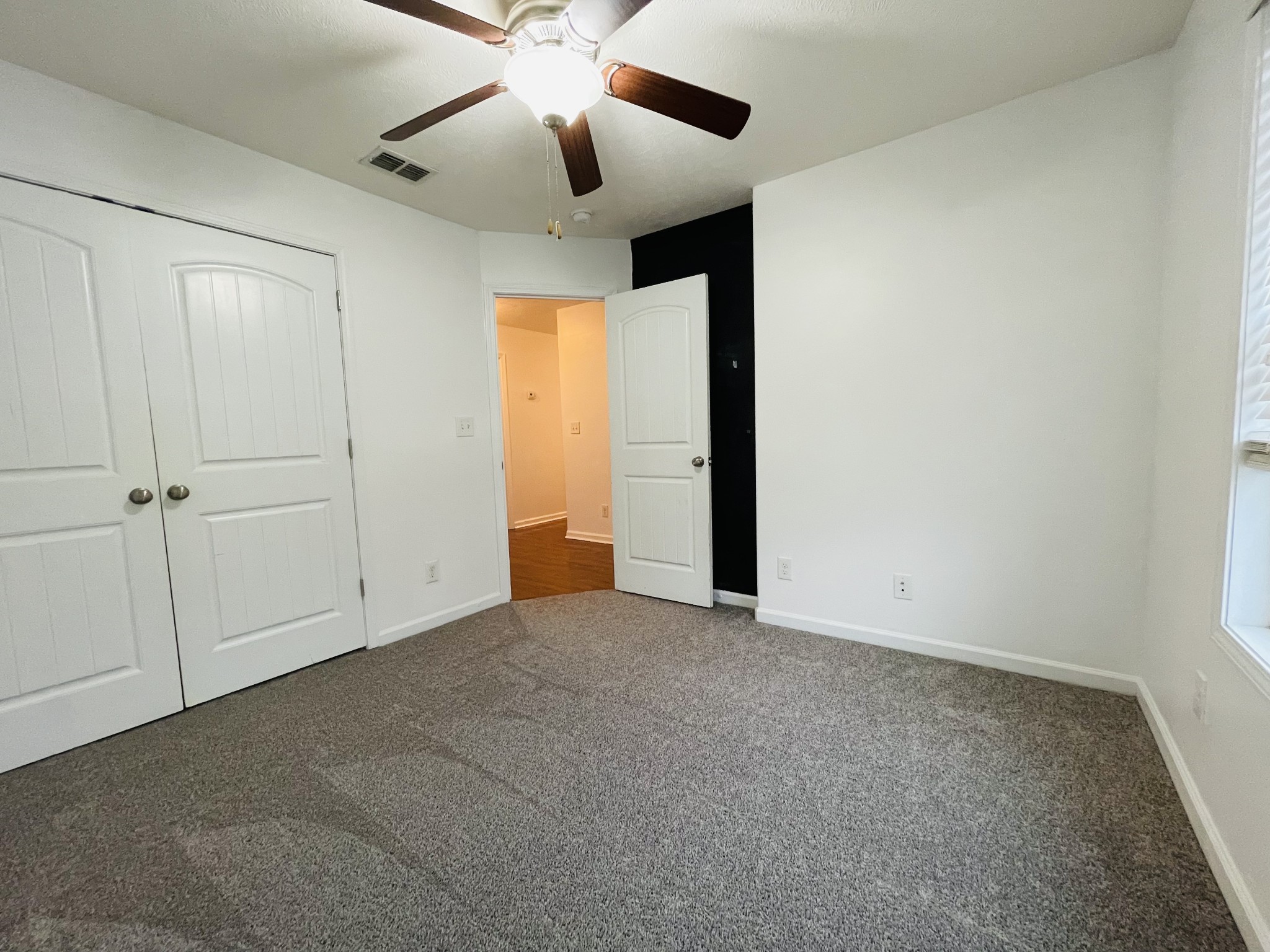 3573 Aurora Dr Property Photo 8