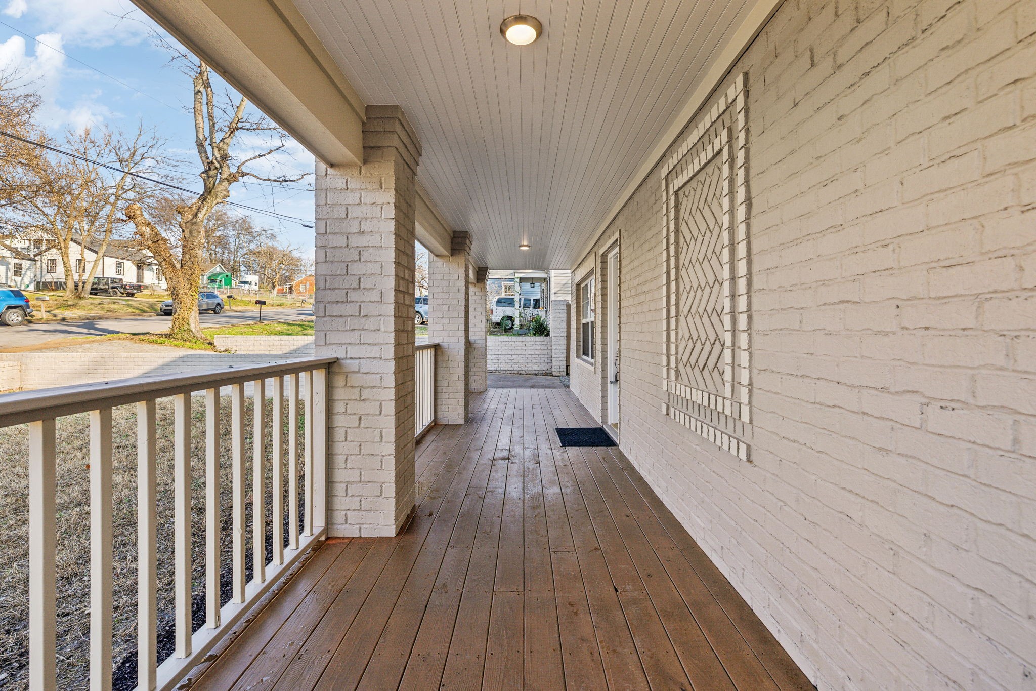 1006 Dew St Property Photo 5
