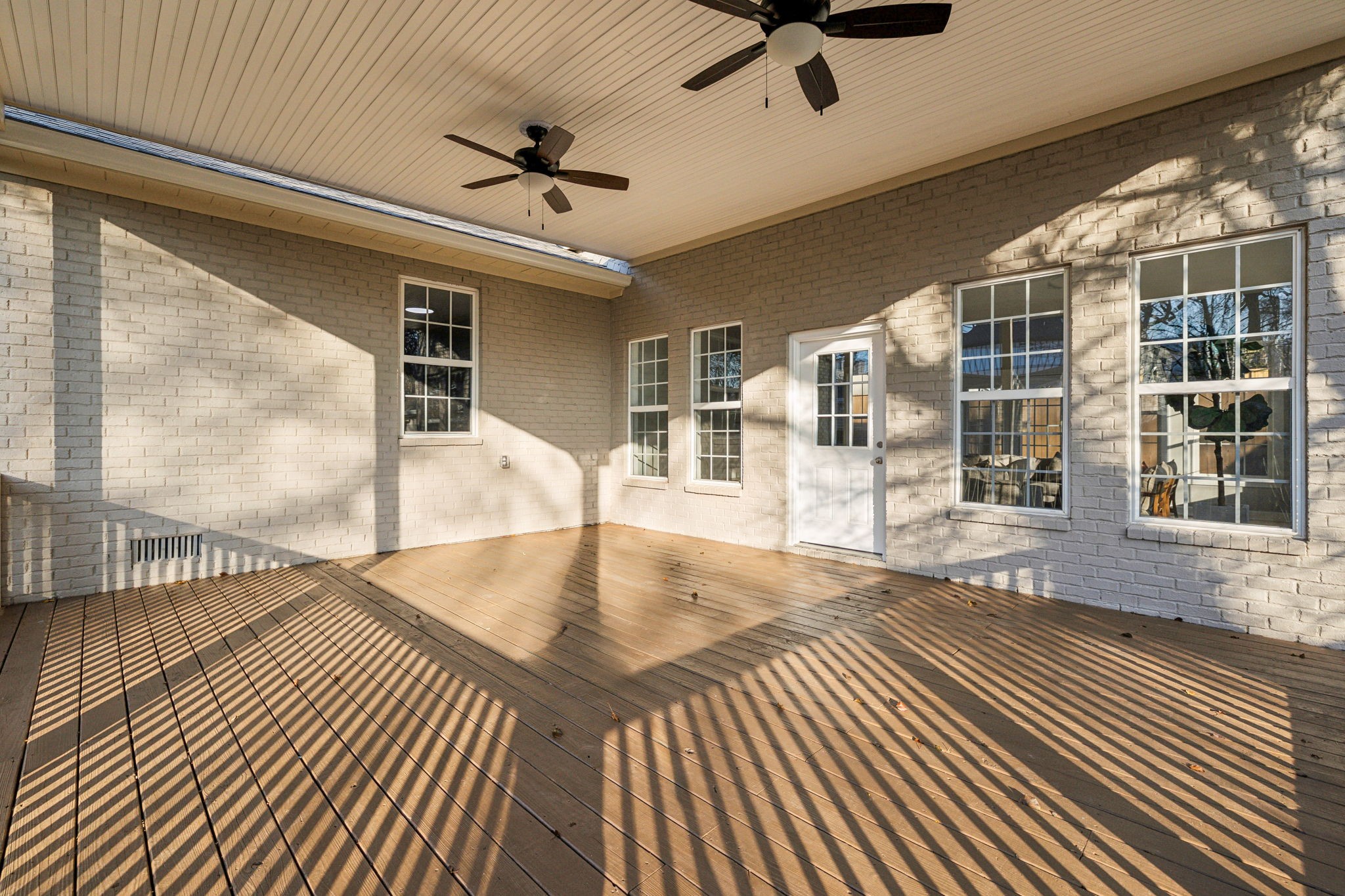 1006 Dew St Property Photo 59