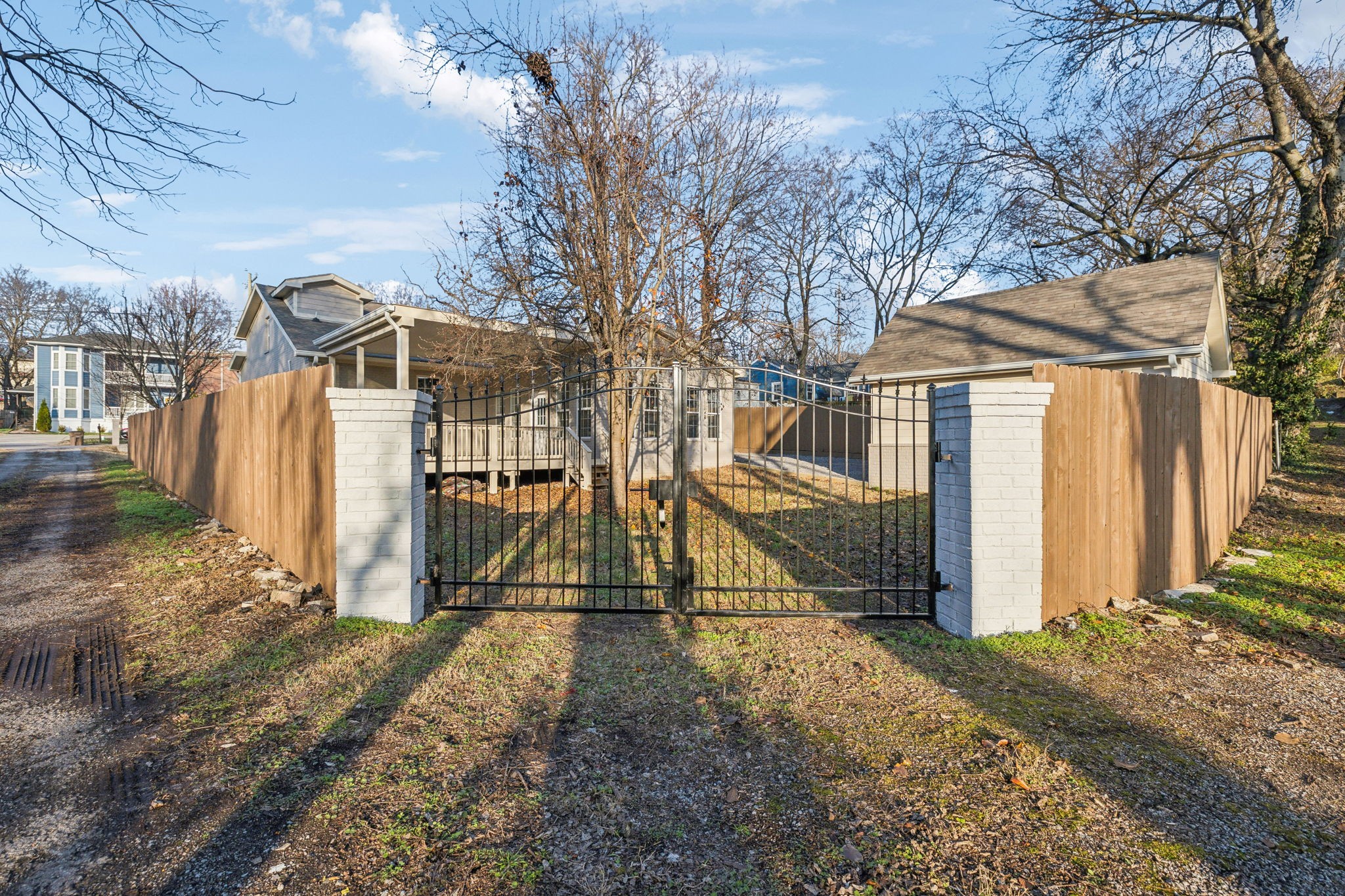 1006 Dew St Property Photo 64