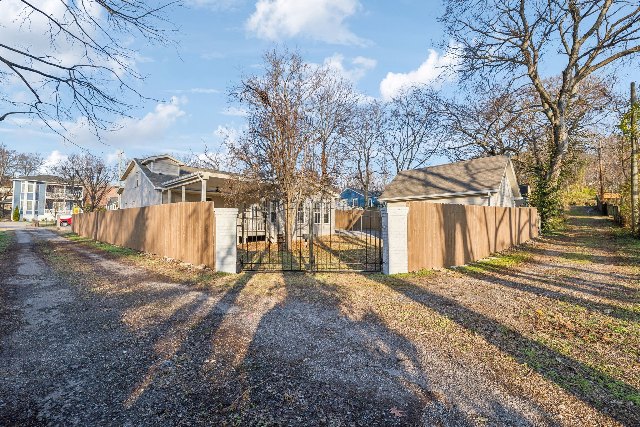 1006 Dew St Property Photo 65