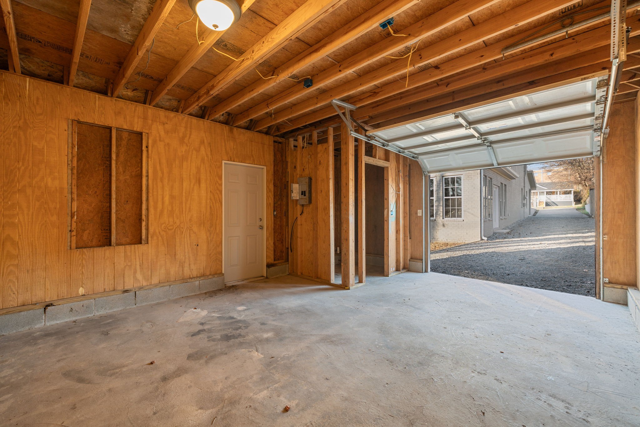 1006 Dew St Property Photo 67