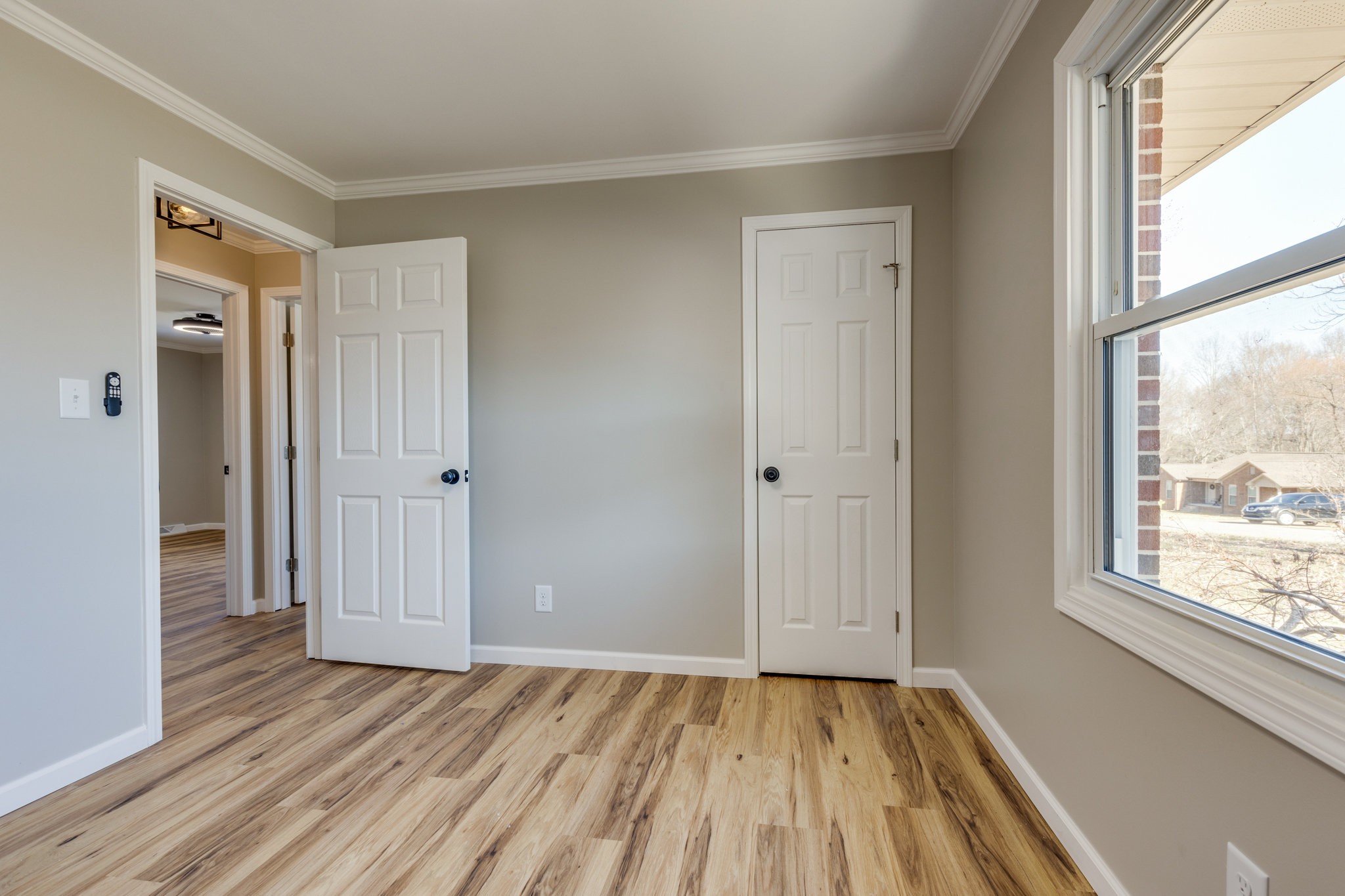 401 Cedar Ln, N Property Photo 18