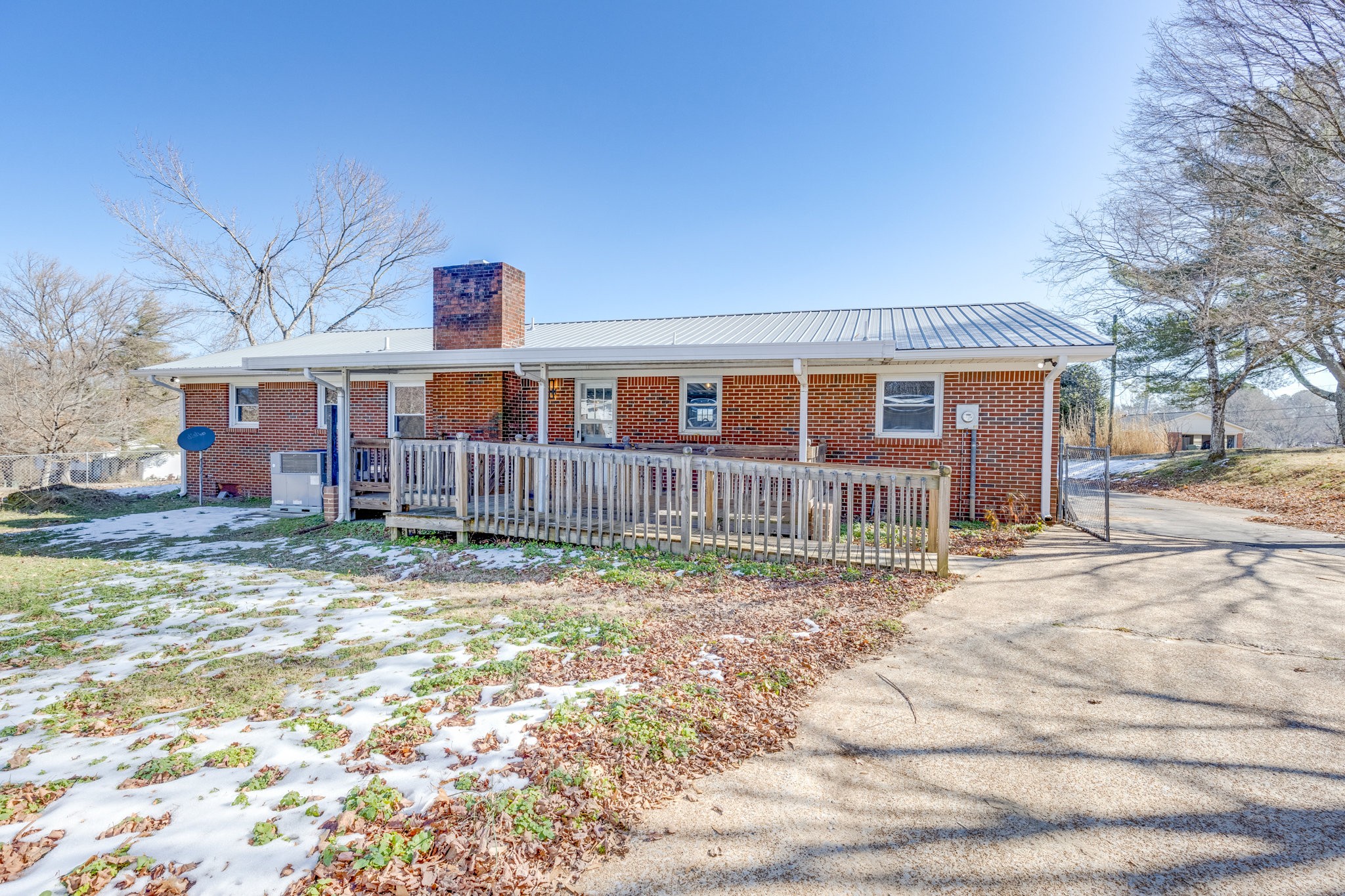 401 Cedar Ln, N Property Photo 35