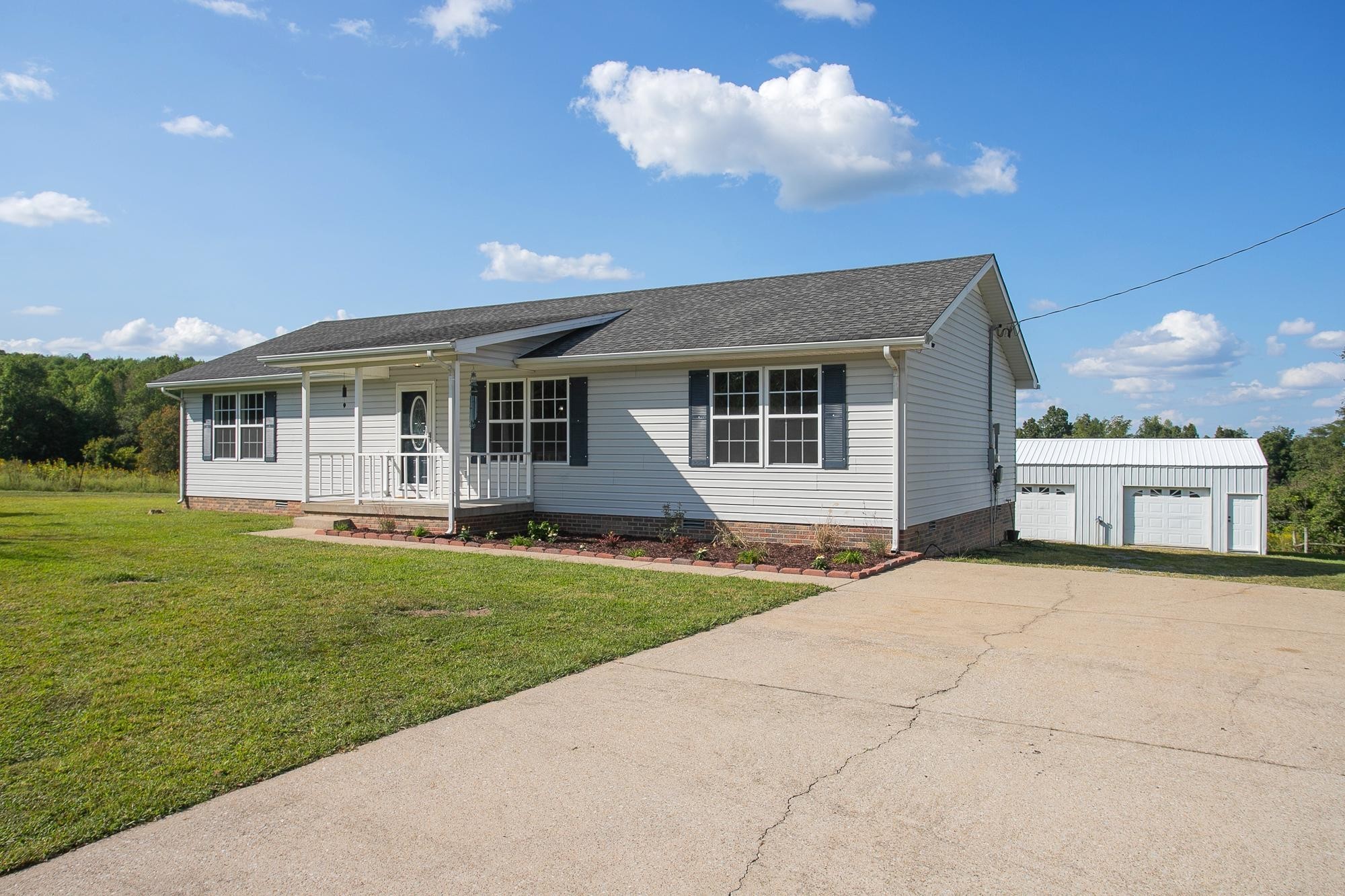 443 Collins Rd Property Photo 1