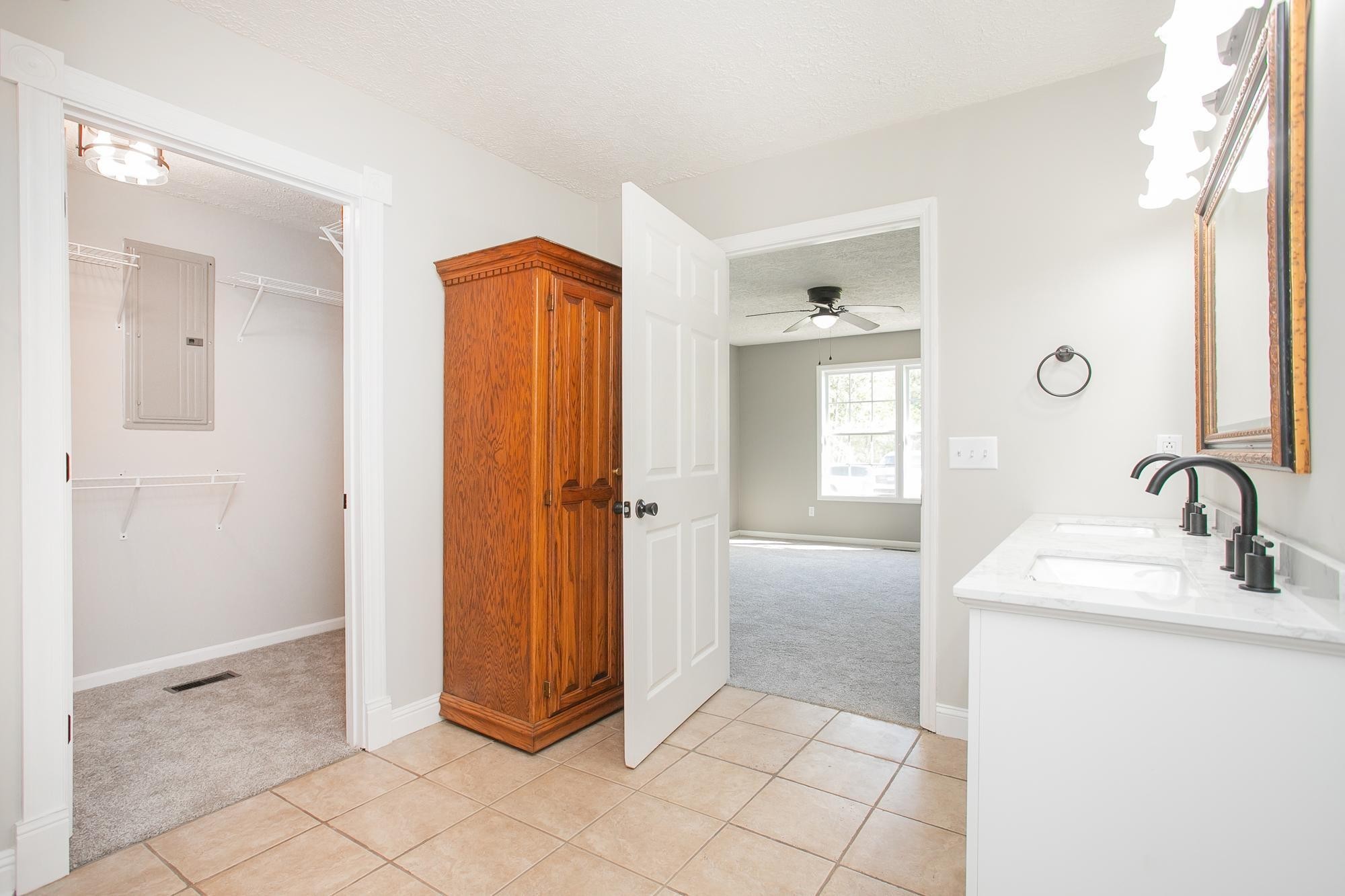 443 Collins Rd Property Photo 31