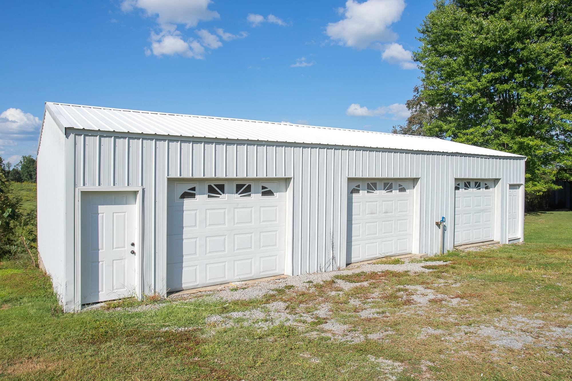 443 Collins Rd Property Photo 40
