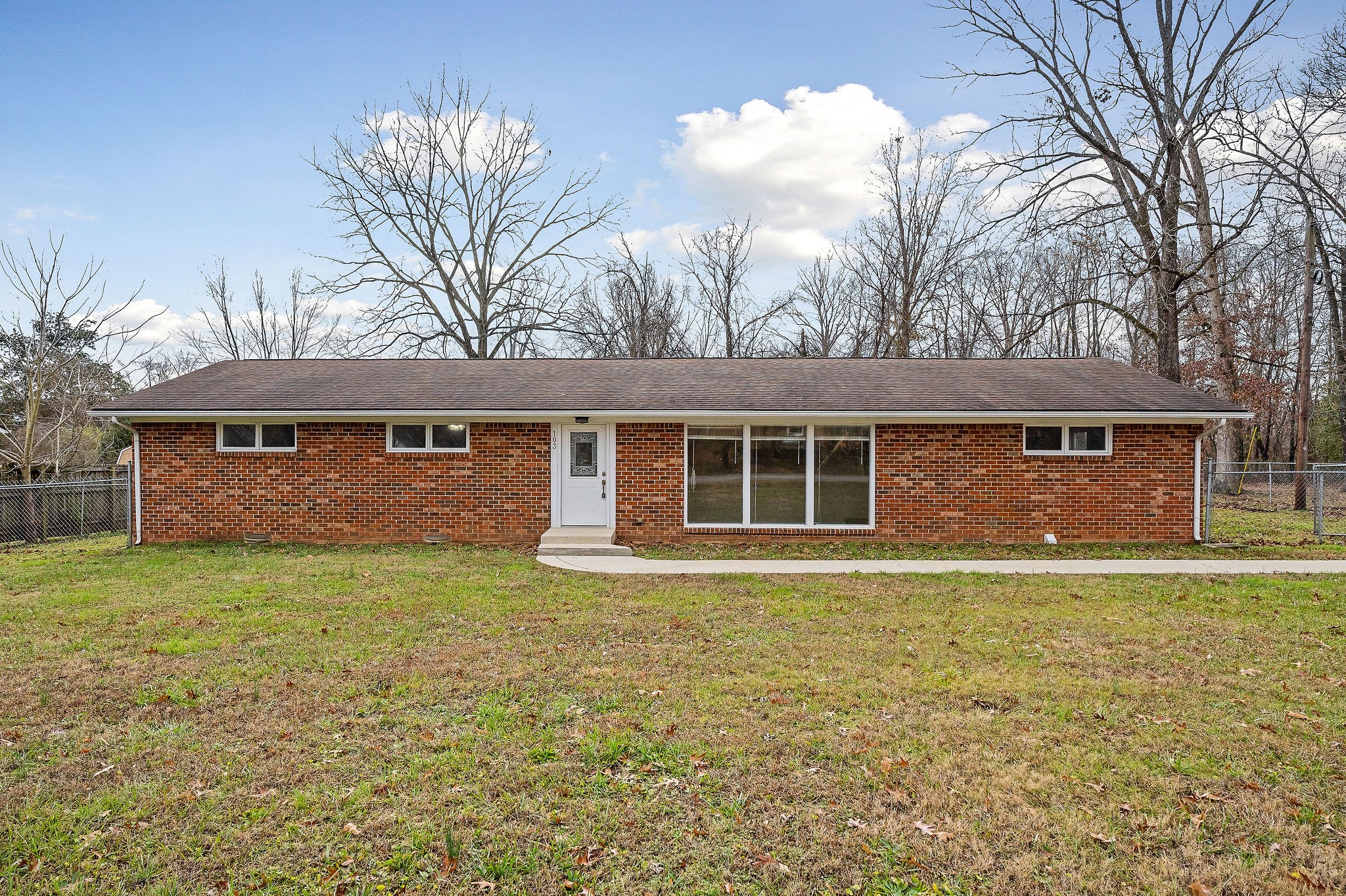 103 Ashwood Ln Property Photo 4