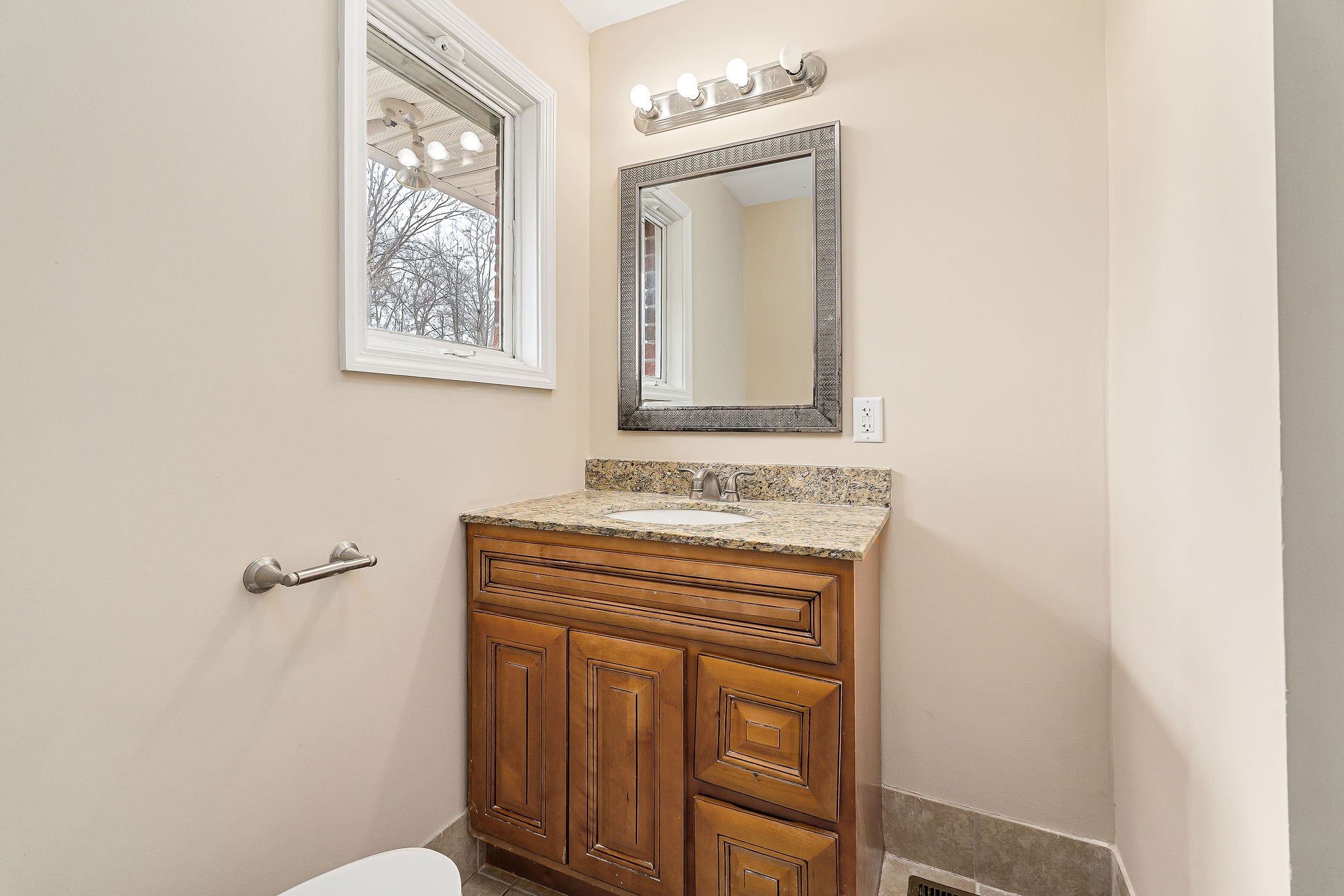 103 Ashwood Ln Property Photo 19