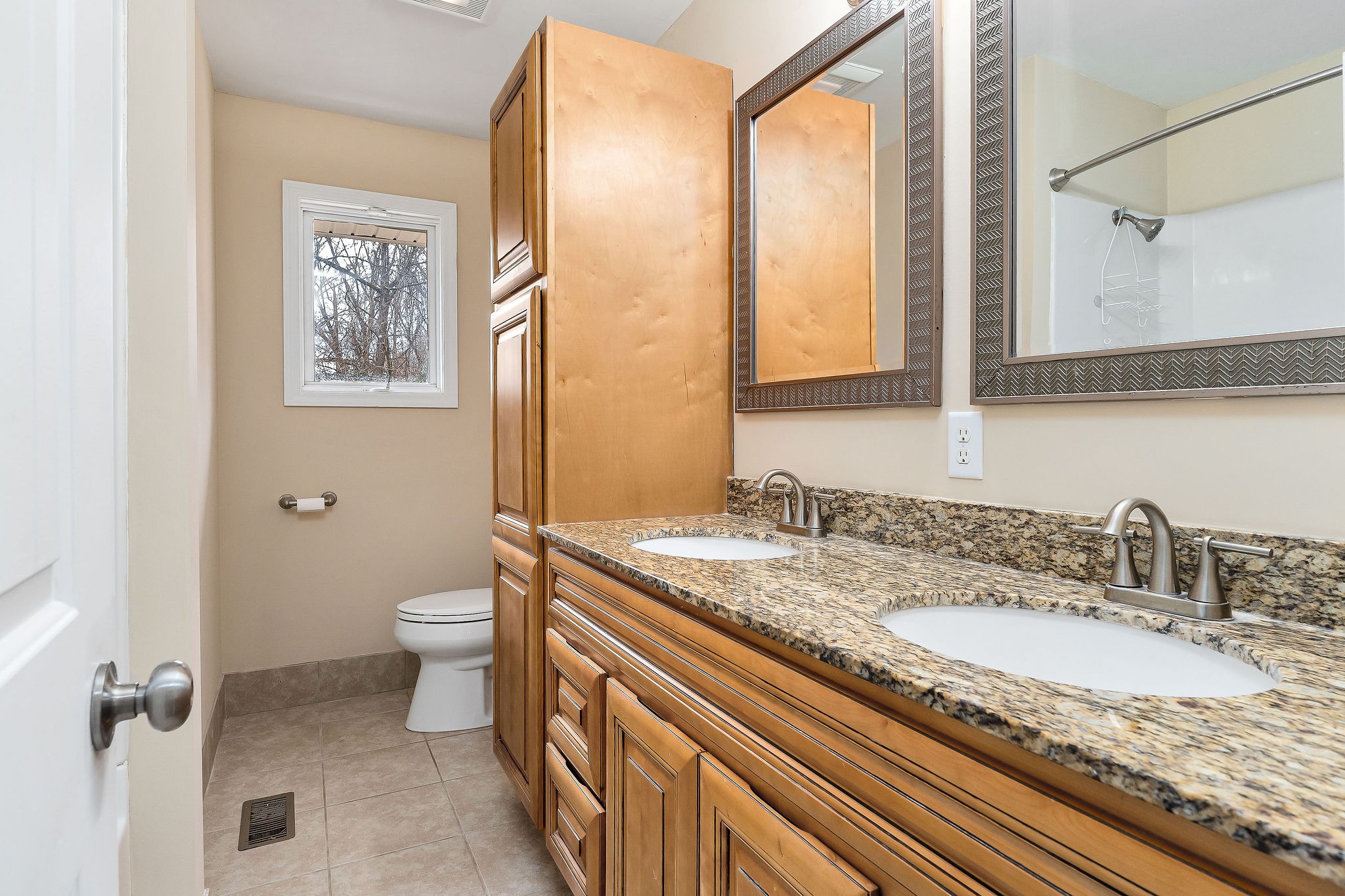 103 Ashwood Ln Property Photo 23