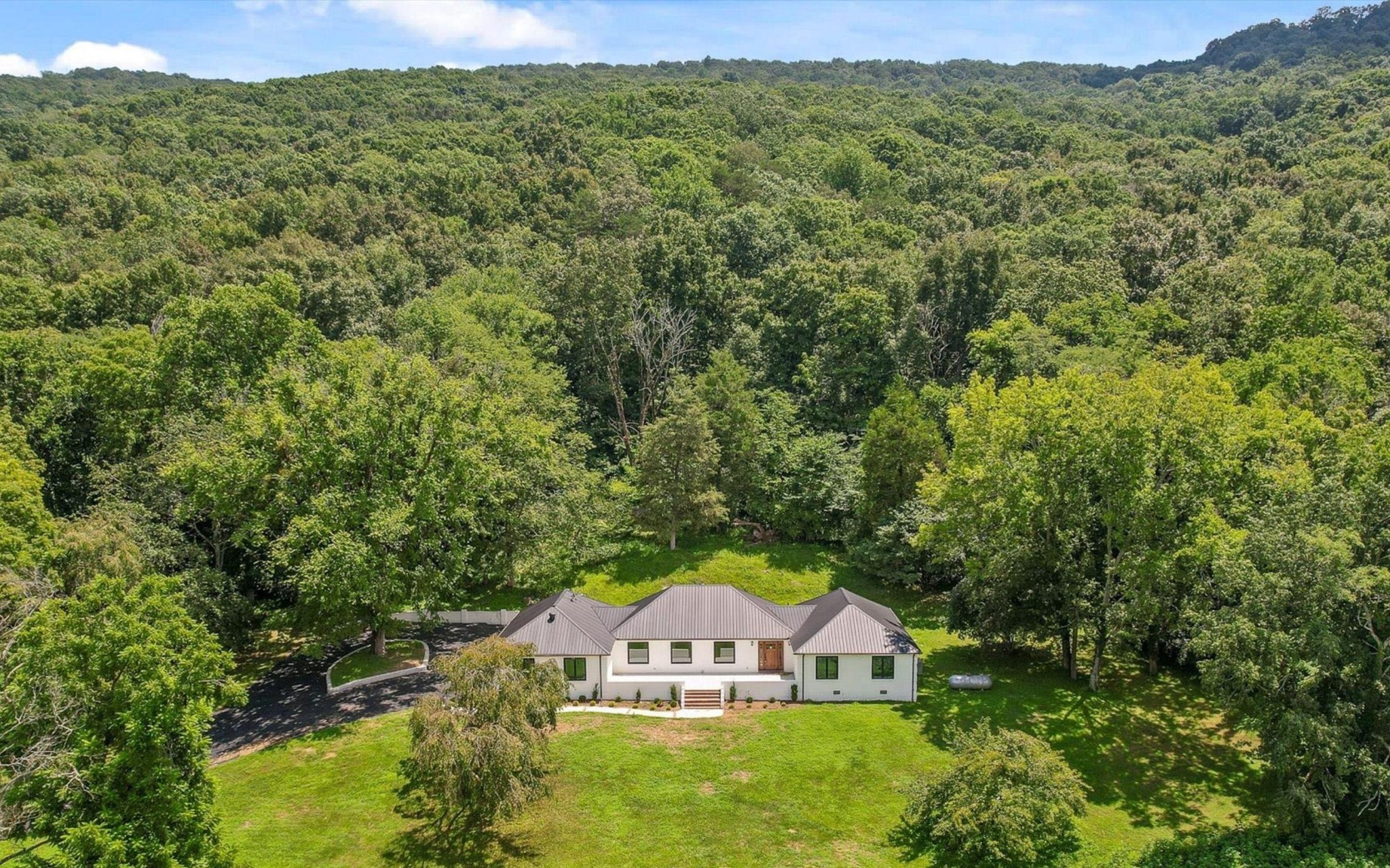 158 County Road 677 Property Photo 1