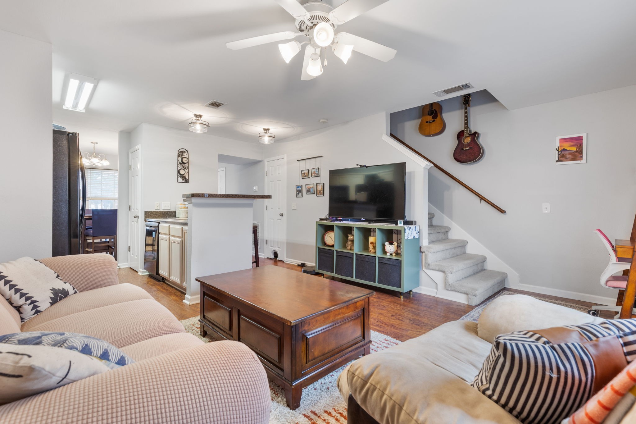 110 Oak Valley Cir Property Photo 4