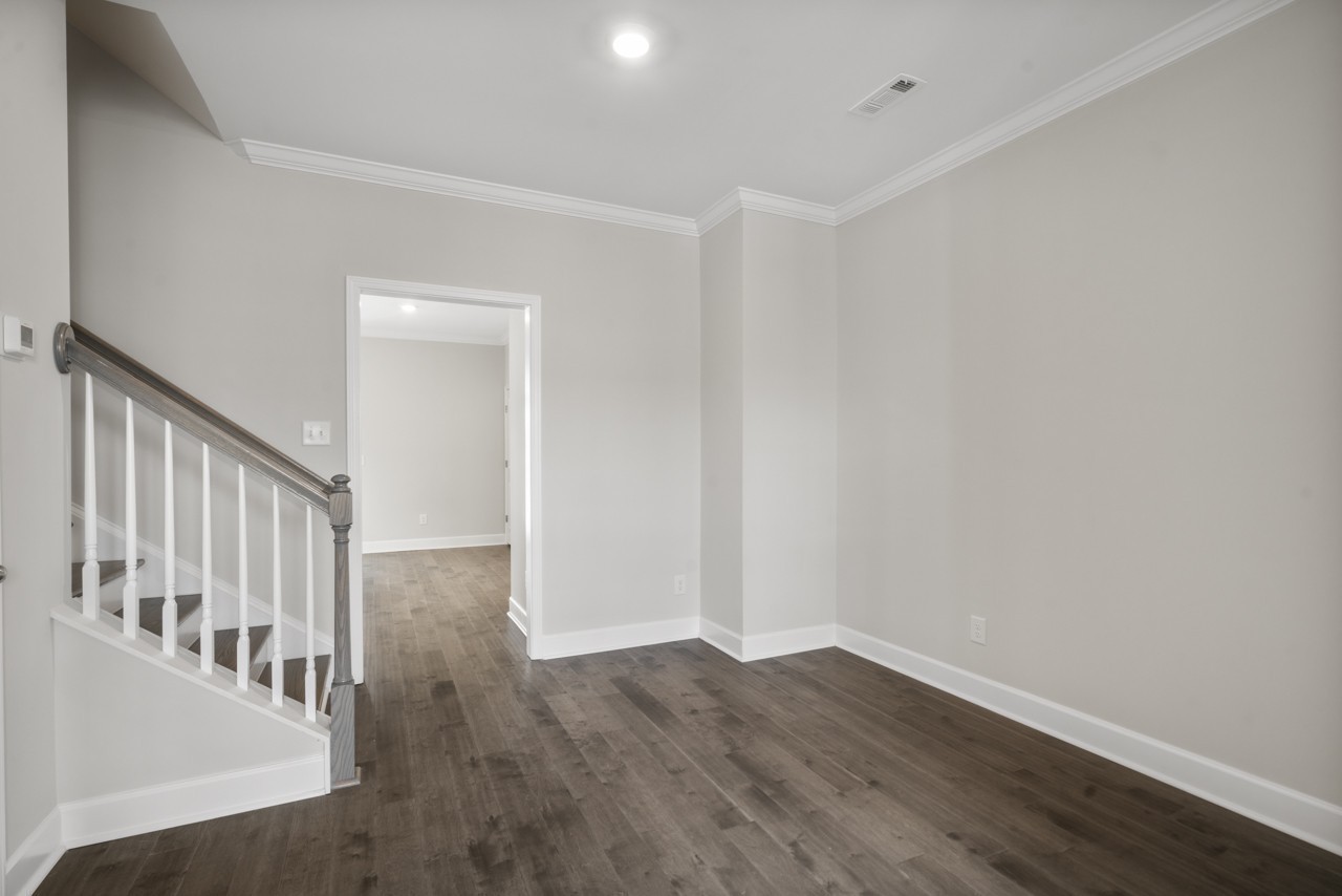 308 Daxton Pl Property Photo 9