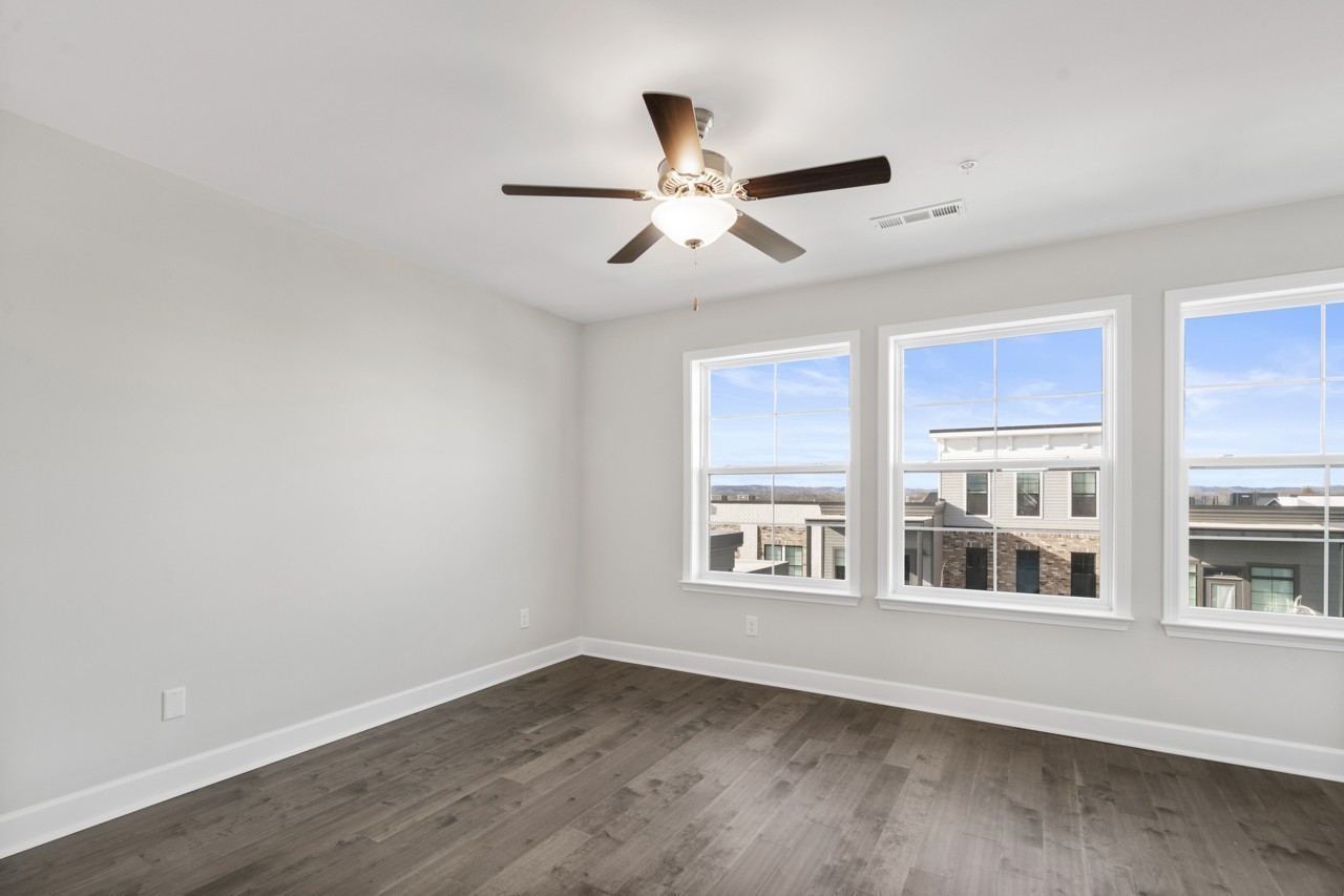 308 Daxton Pl Property Photo 16