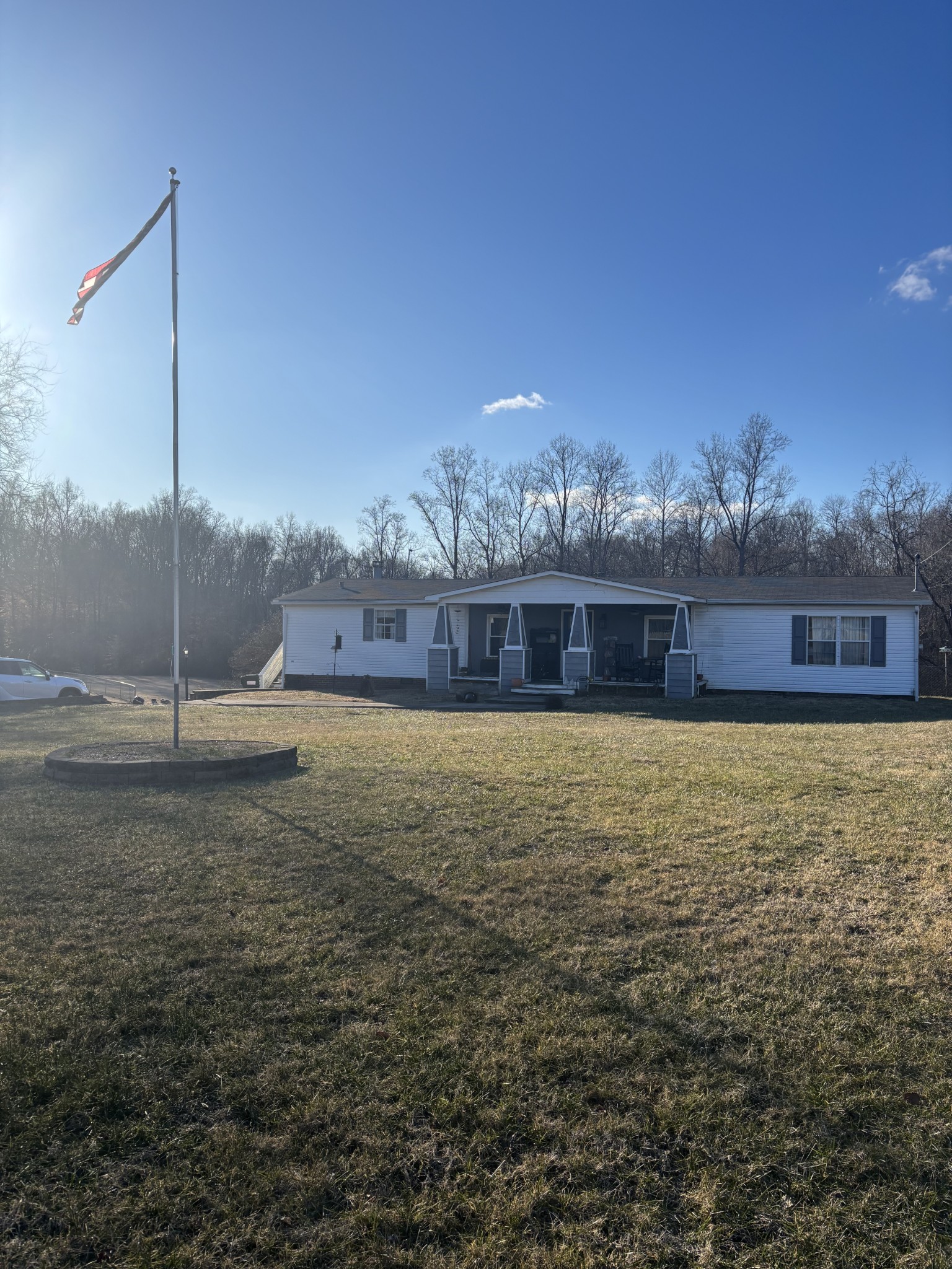 5776 Craft Rd Property Photo 13
