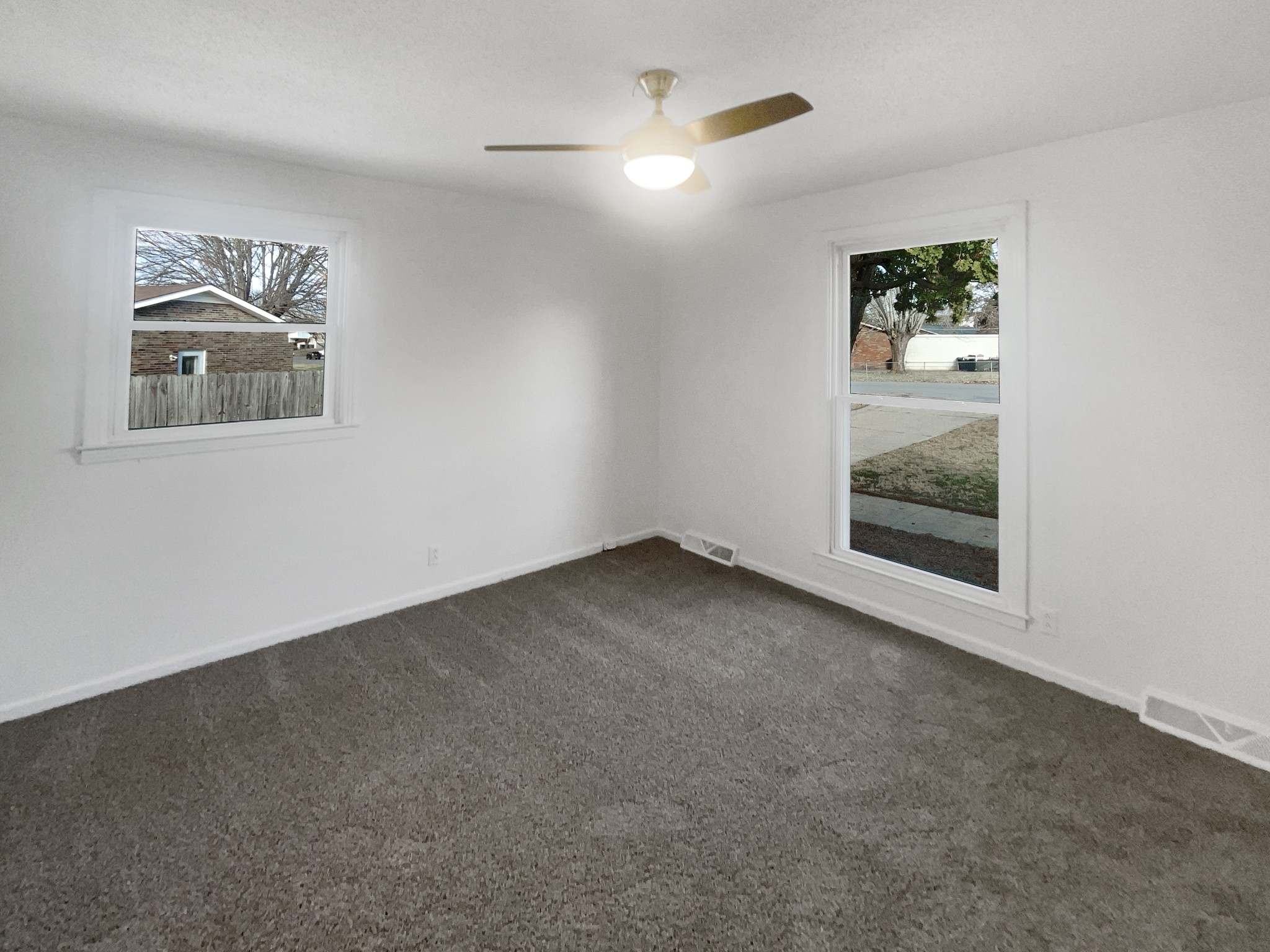 542 Morrison Dr Property Photo 15