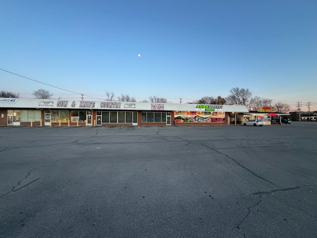 15148 Fort Campbell Blvd Property Photo 1