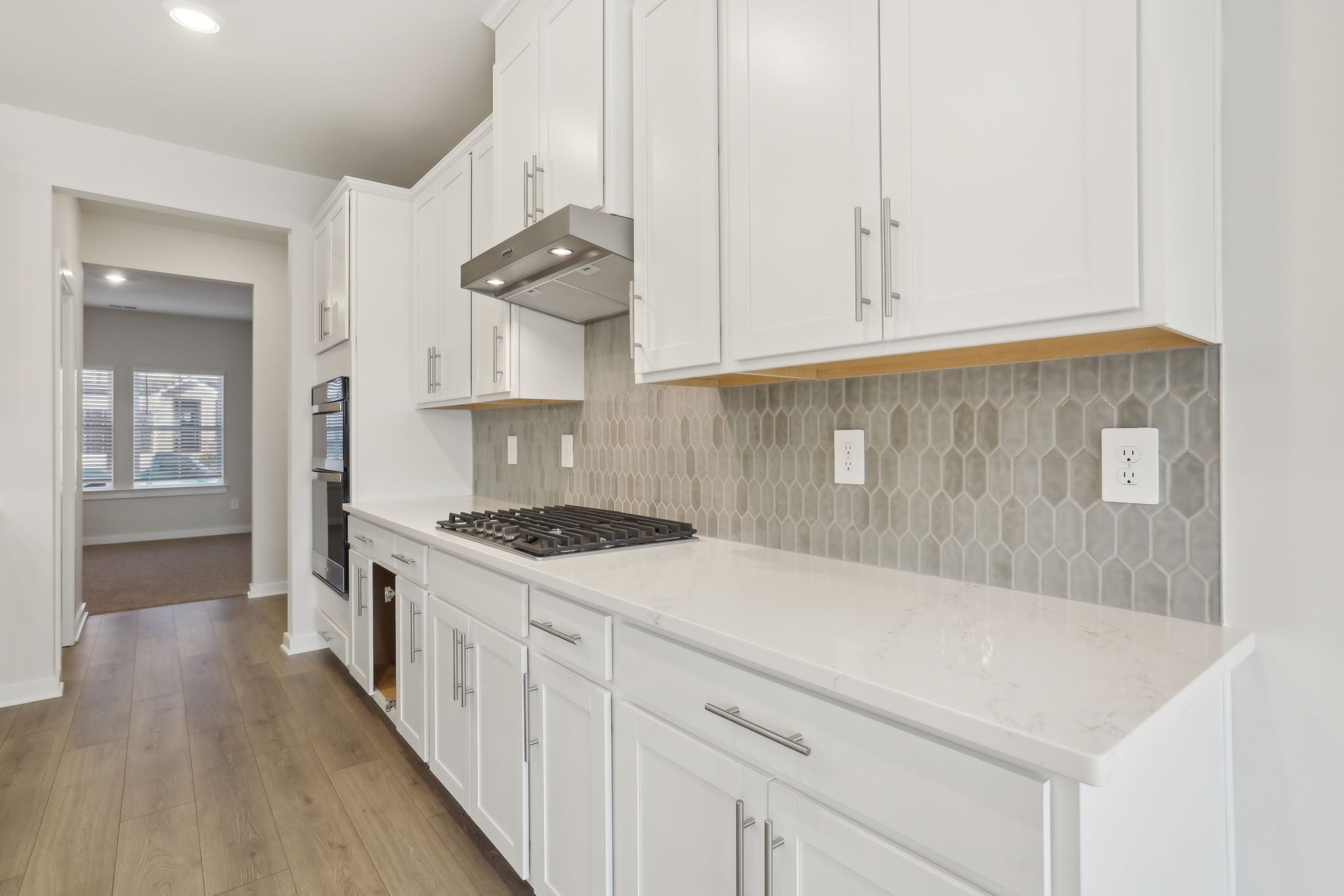 4598 Winslet Dr Property Photo 5