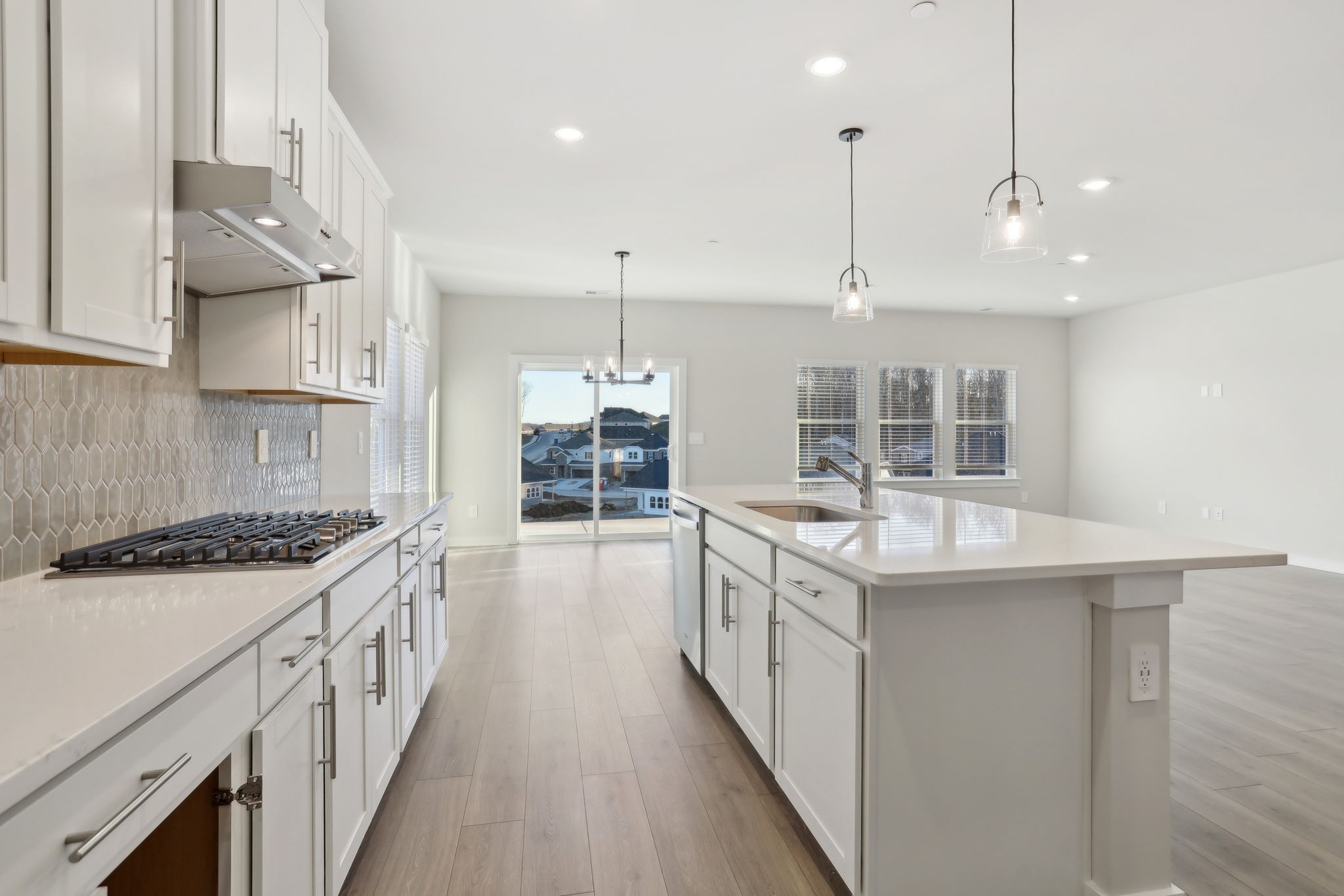 4598 Winslet Dr Property Photo 6