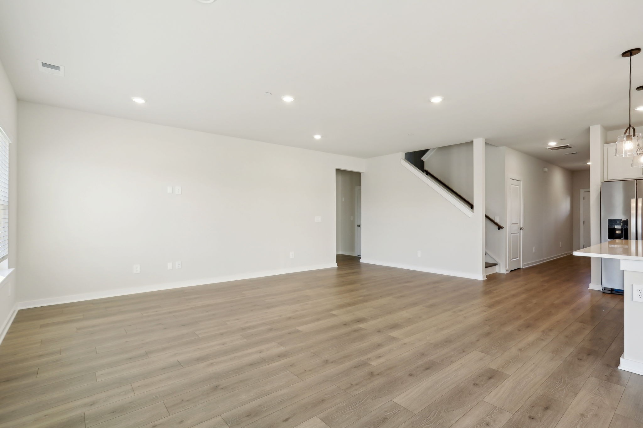 4598 Winslet Dr Property Photo 11