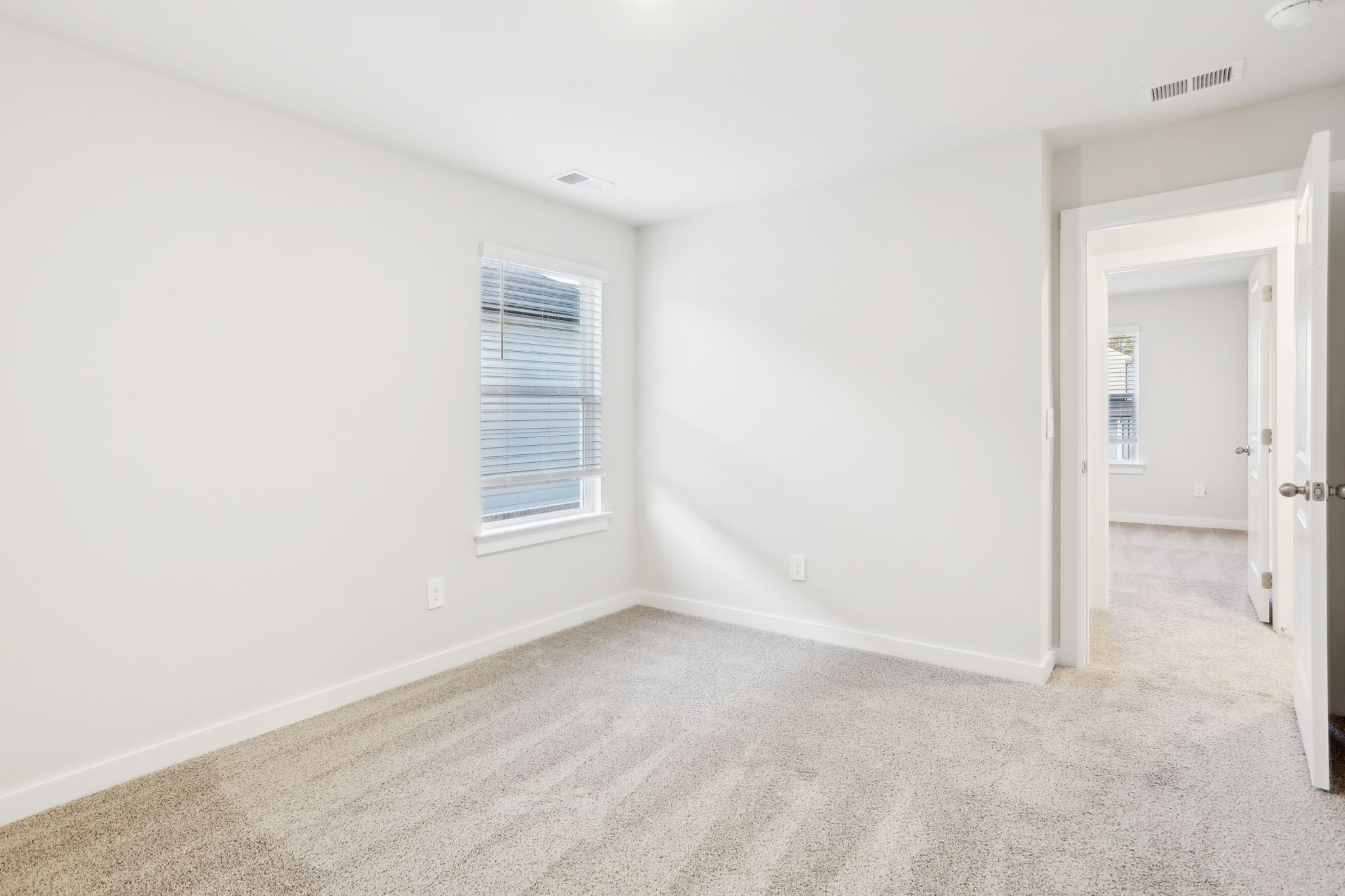 4598 Winslet Dr Property Photo 15