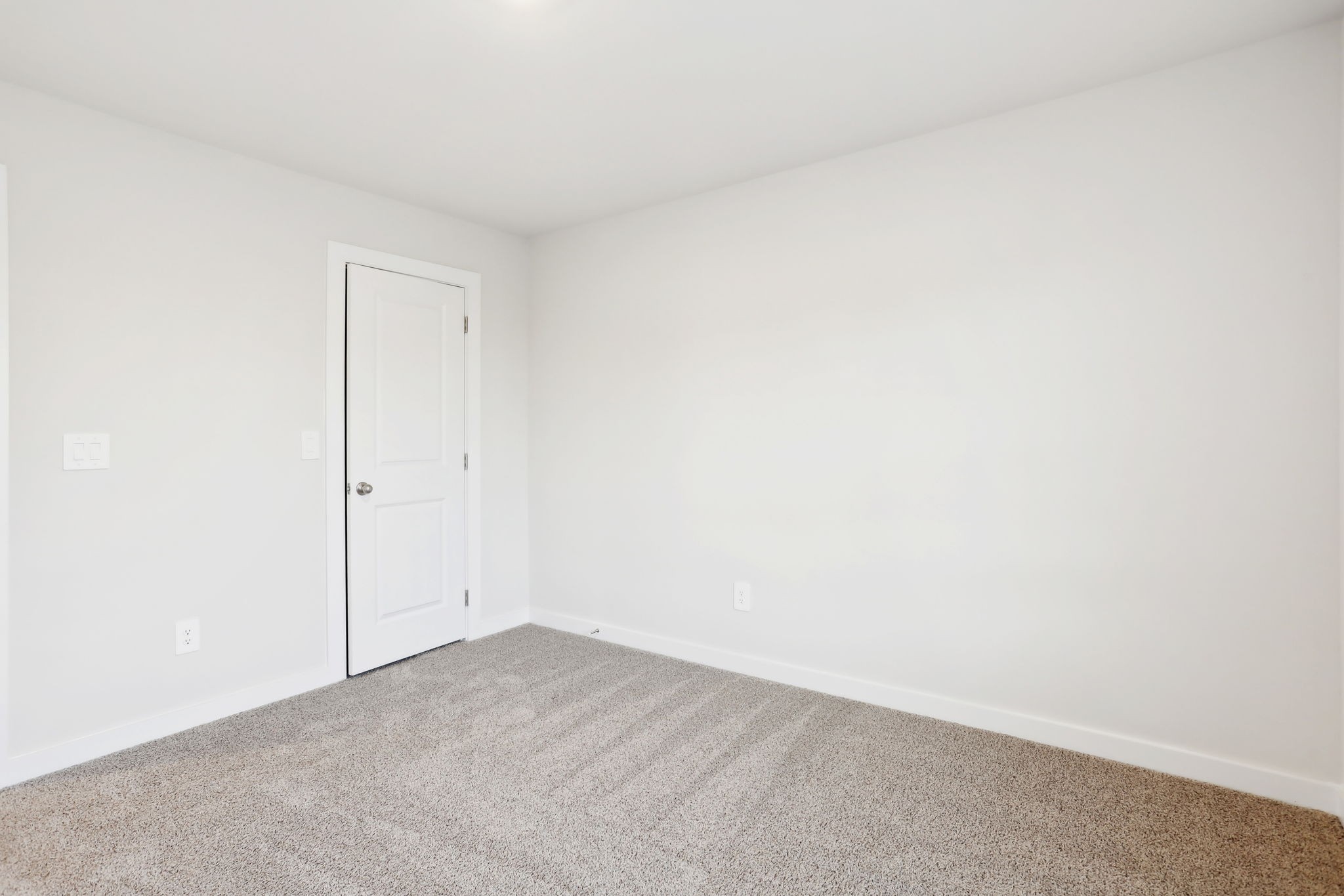 4598 Winslet Dr Property Photo 17