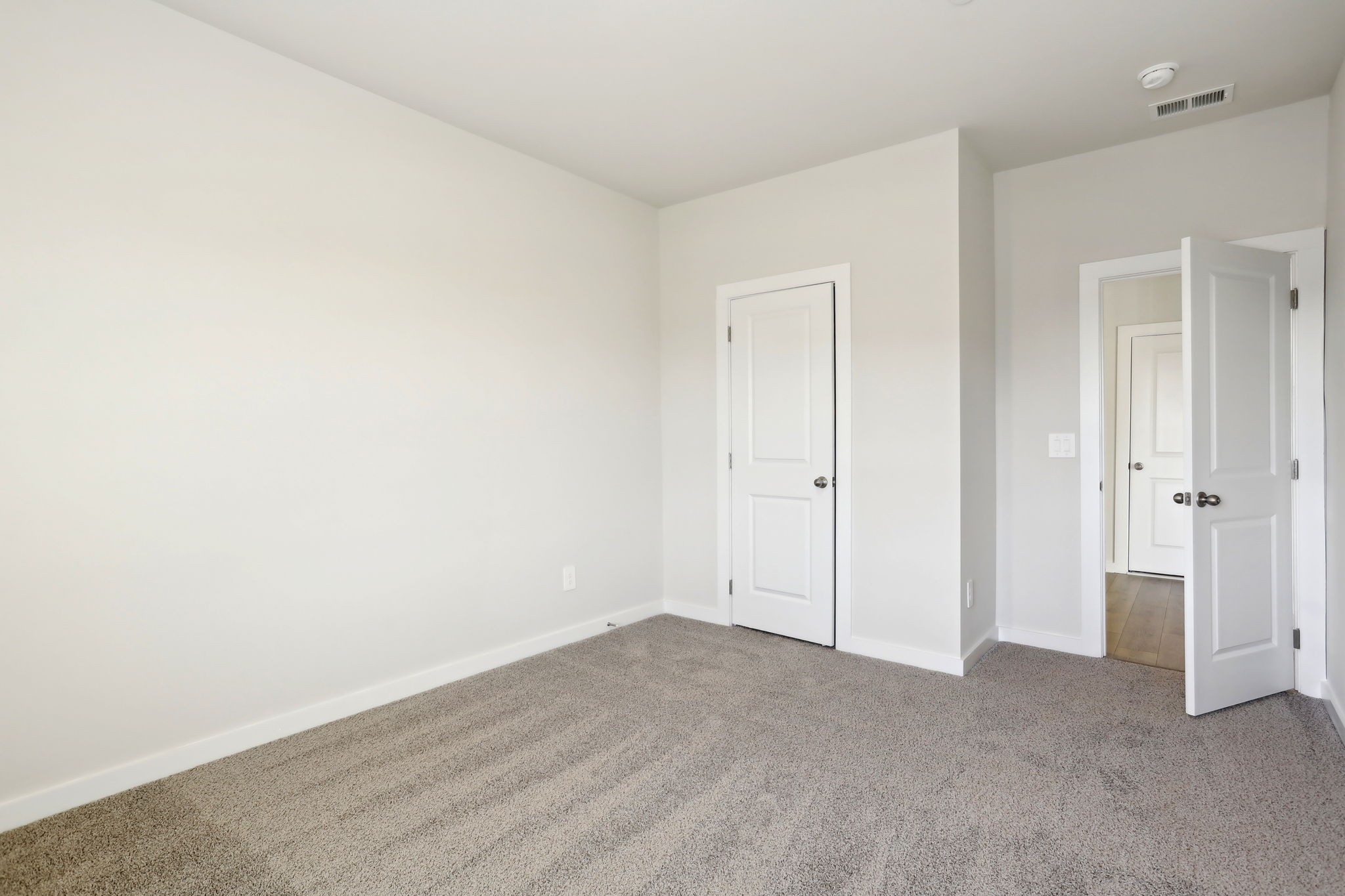 4598 Winslet Dr Property Photo 20