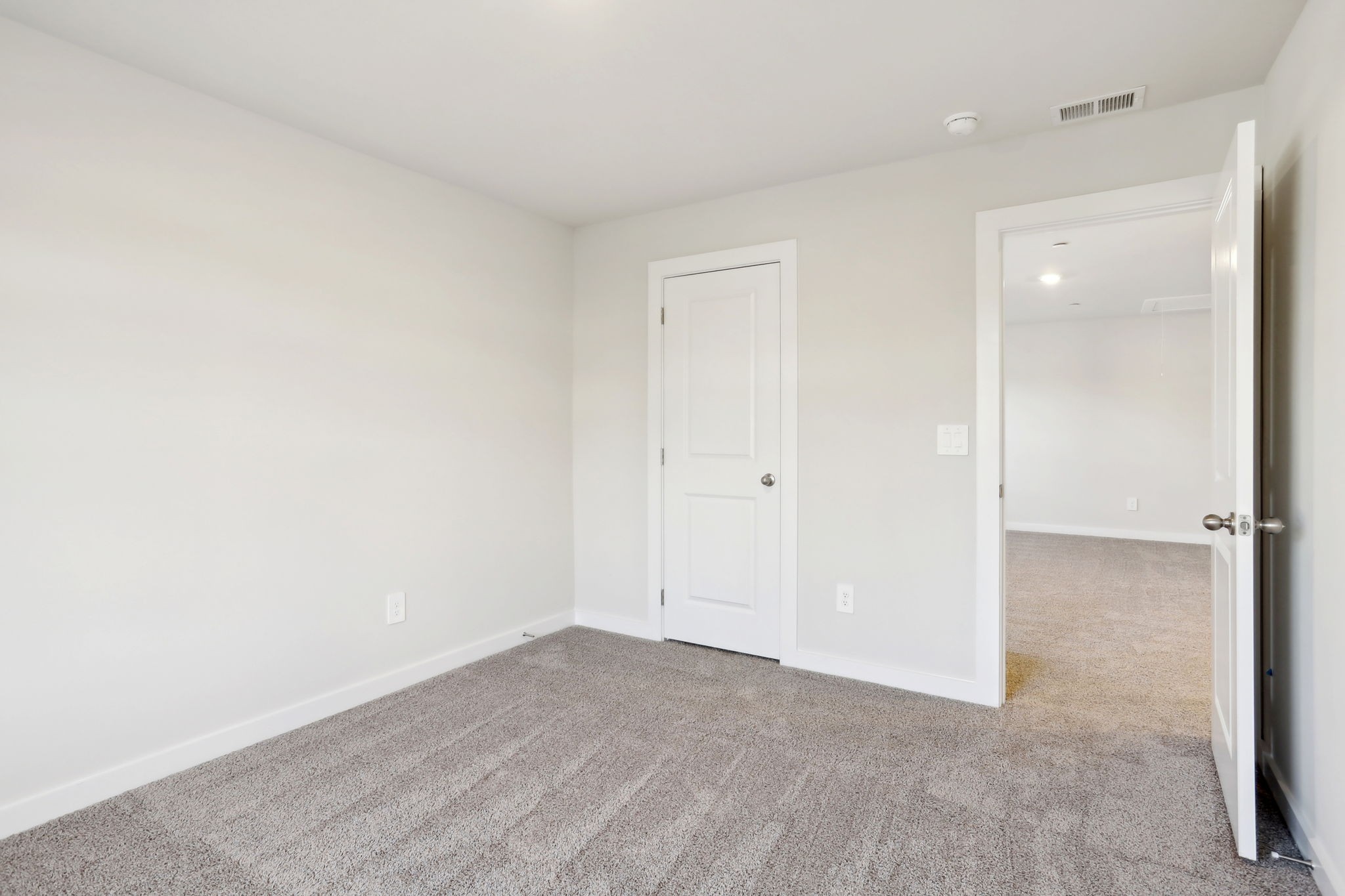4598 Winslet Dr Property Photo 24