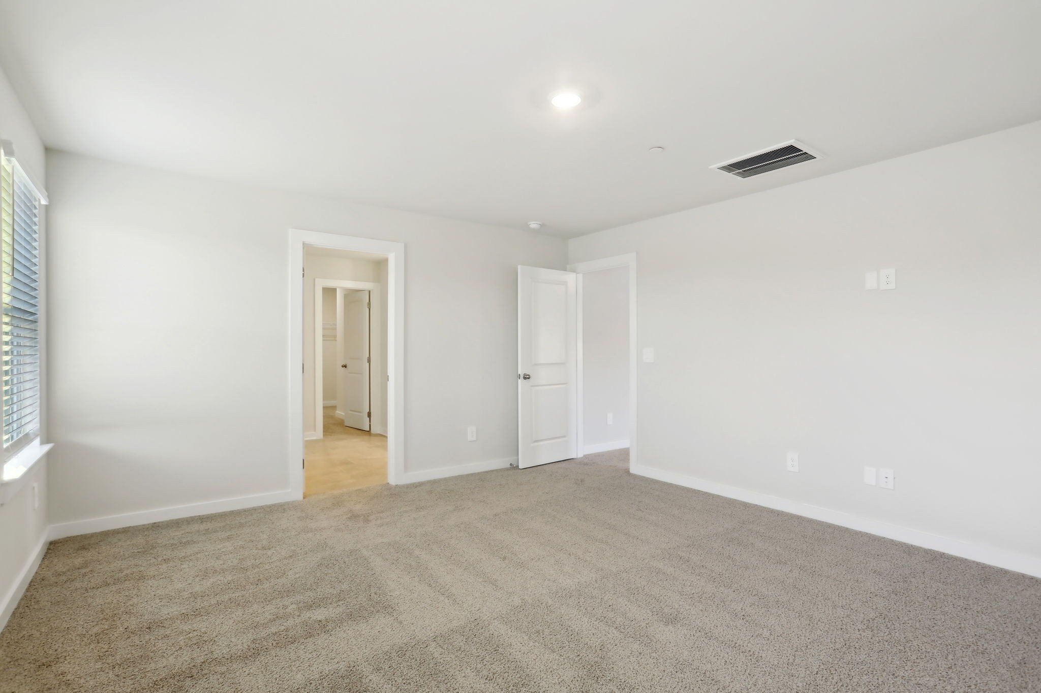 4598 Winslet Dr Property Photo 26