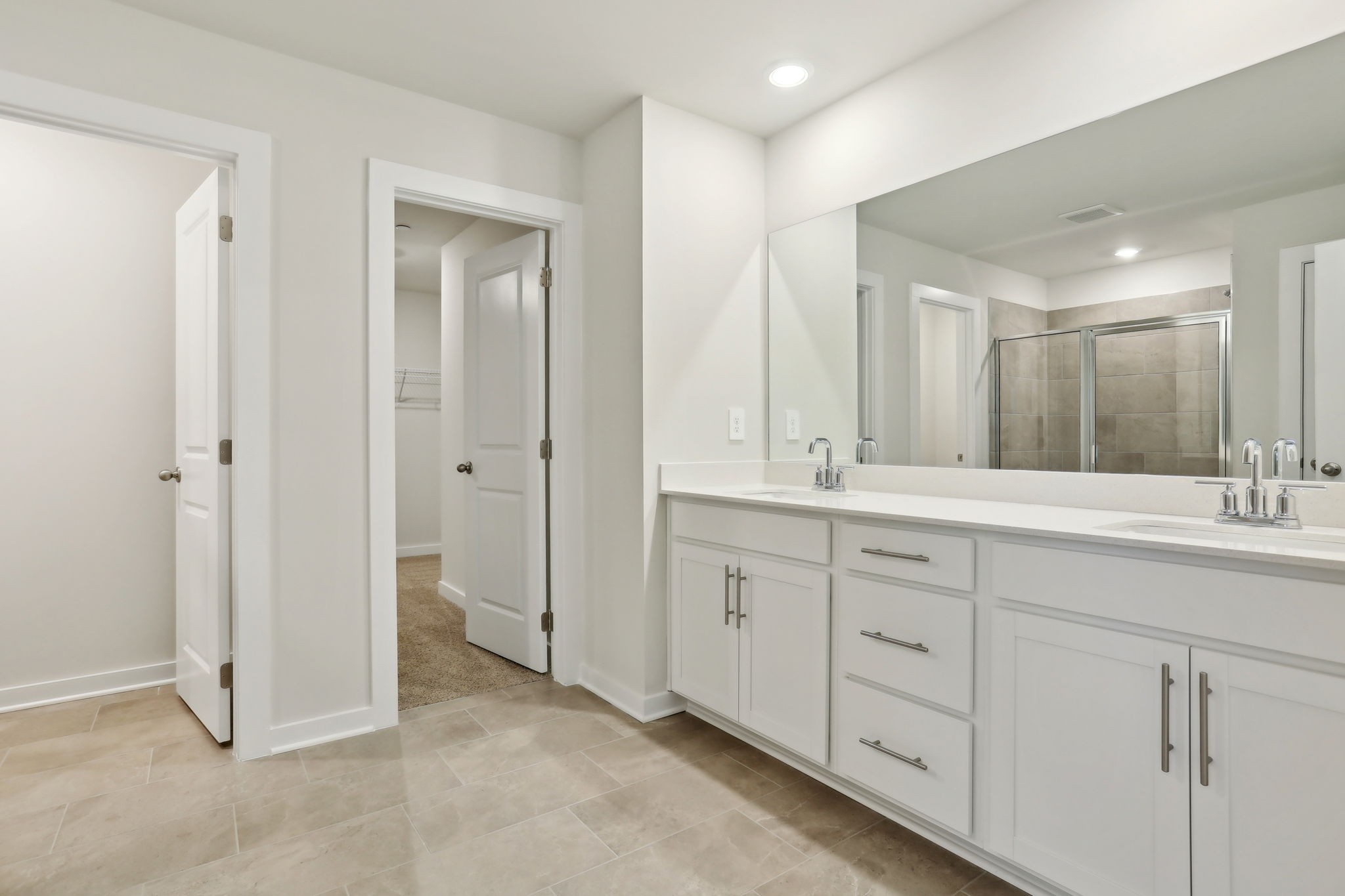 4598 Winslet Dr Property Photo 33