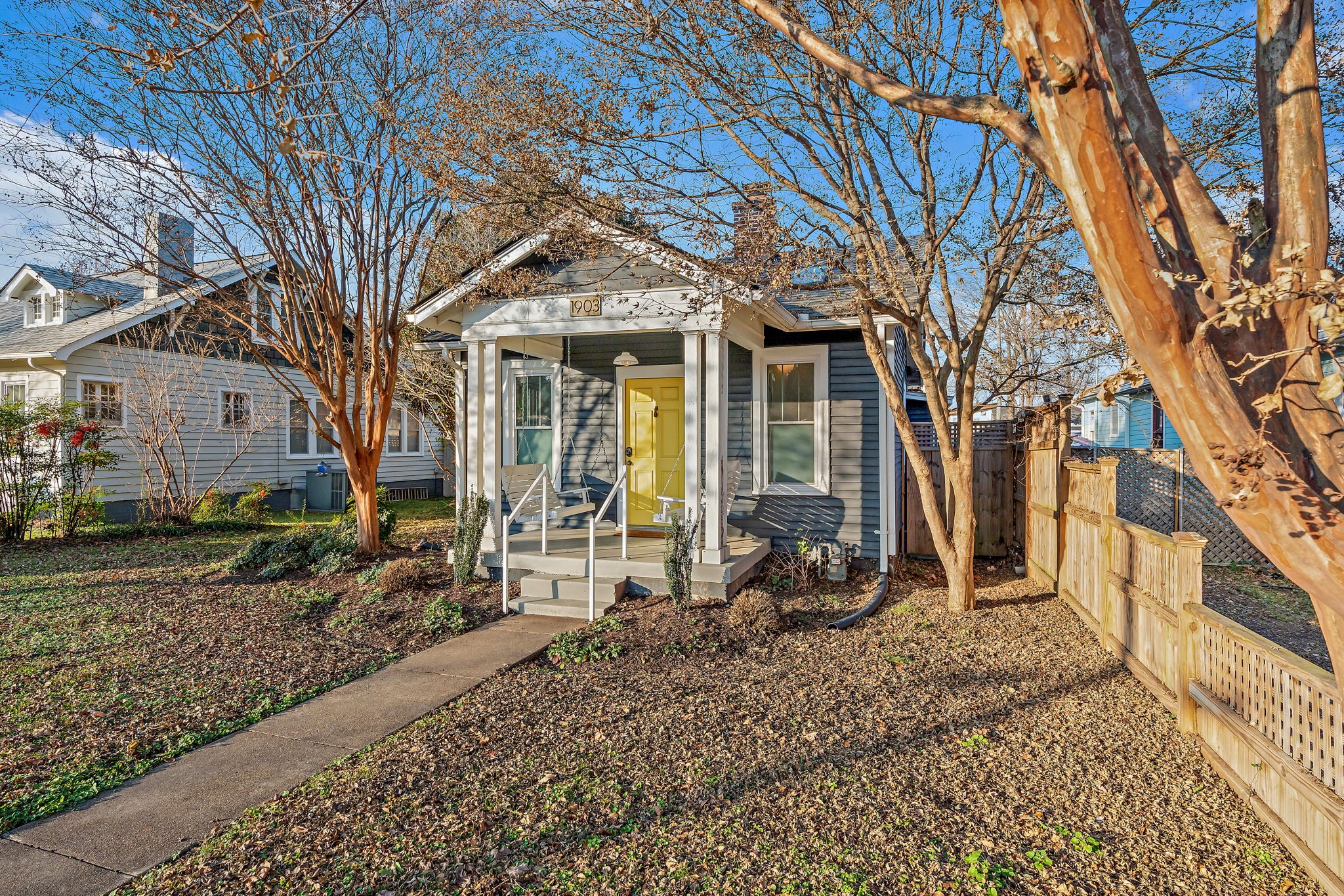 1903 Fatherland St Property Photo 3