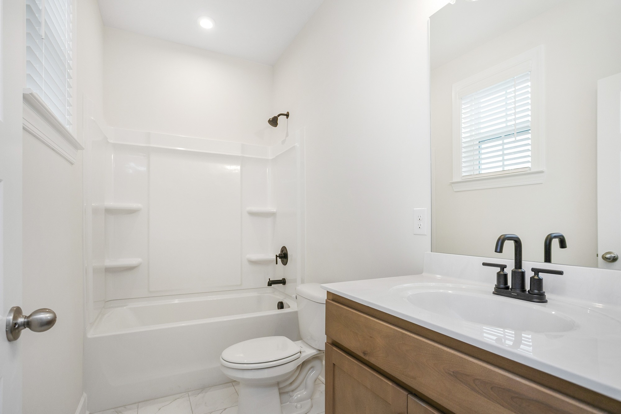 915 Champions Circle Property Photo 22