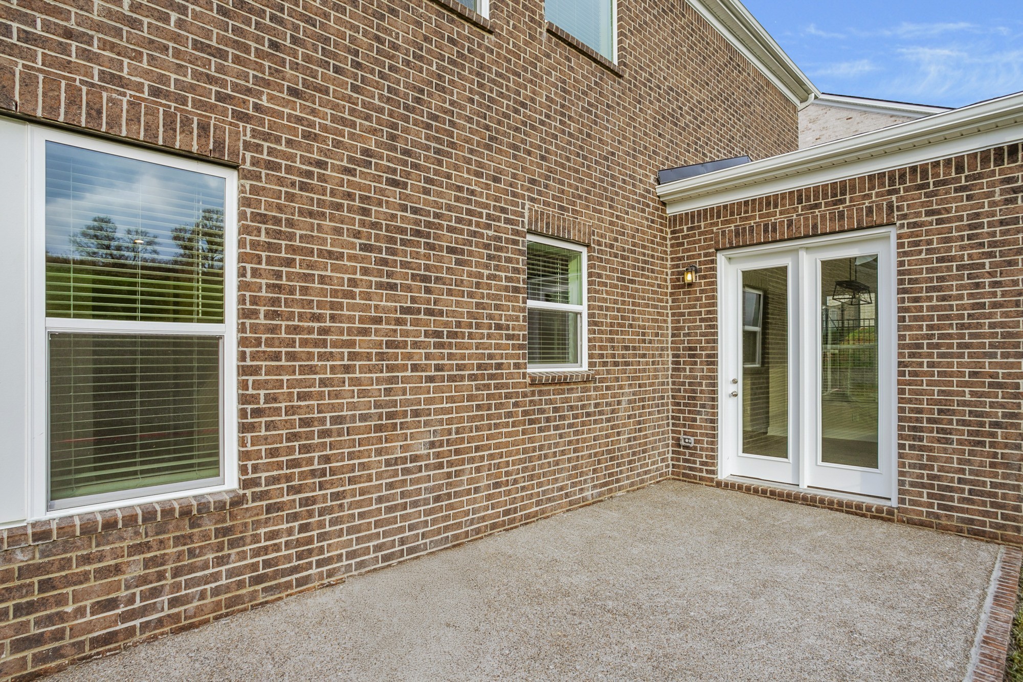 915 Champions Circle Property Photo 31