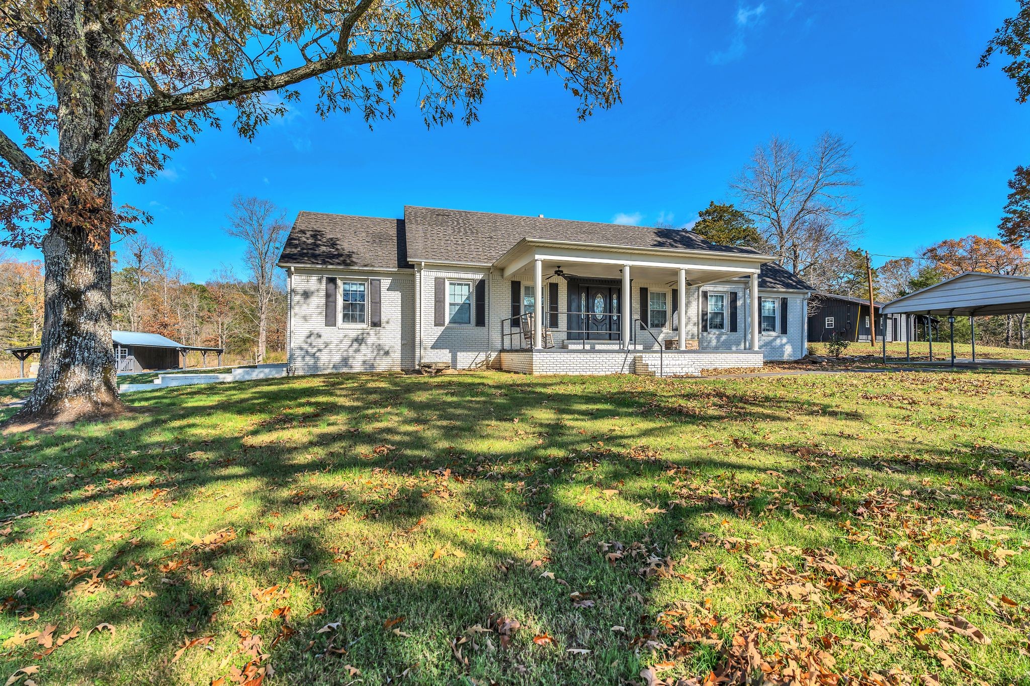 125 Airport Rd Property Photo 5
