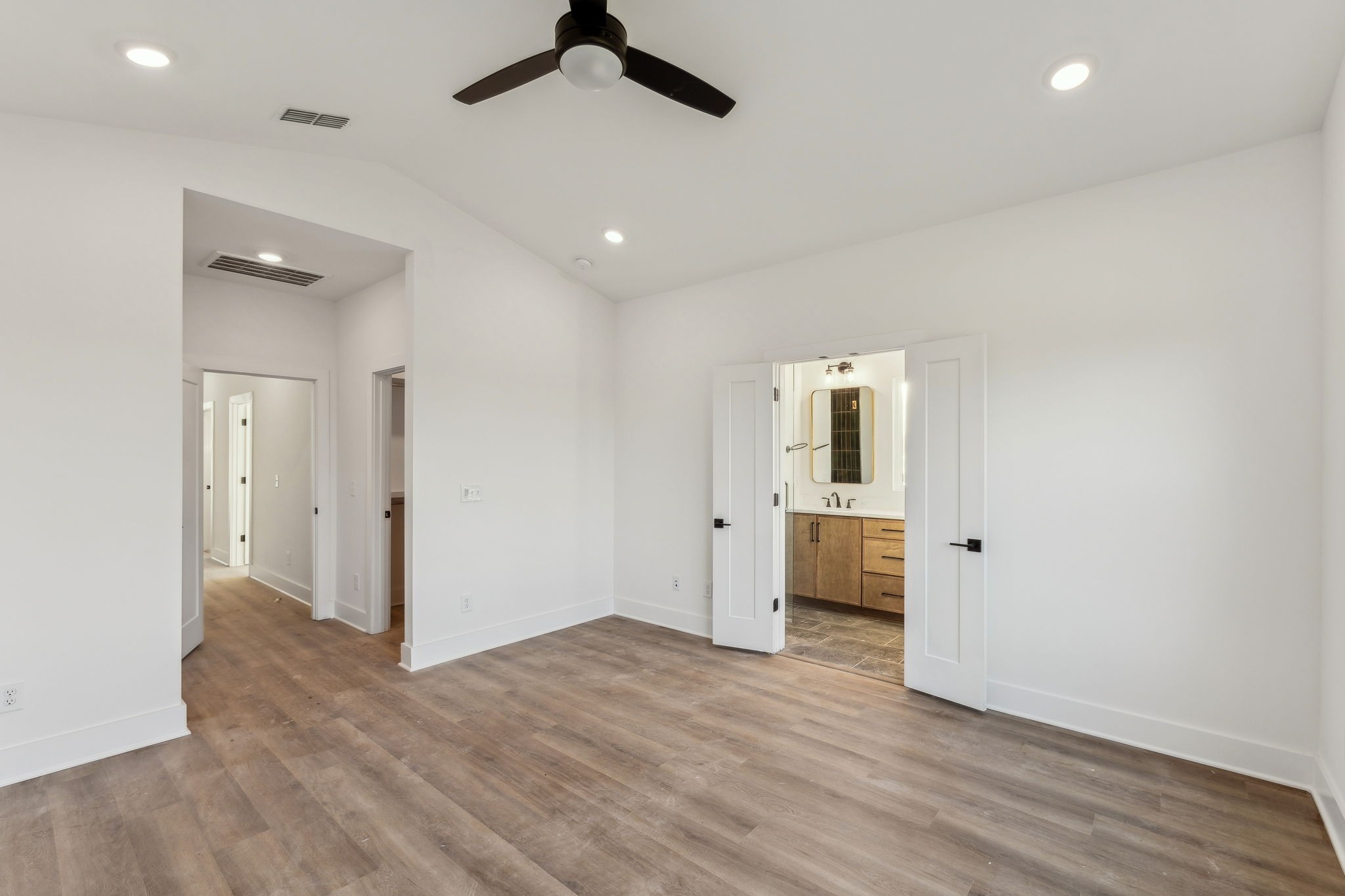 3822 Tigerbelle Dr Property Photo 15