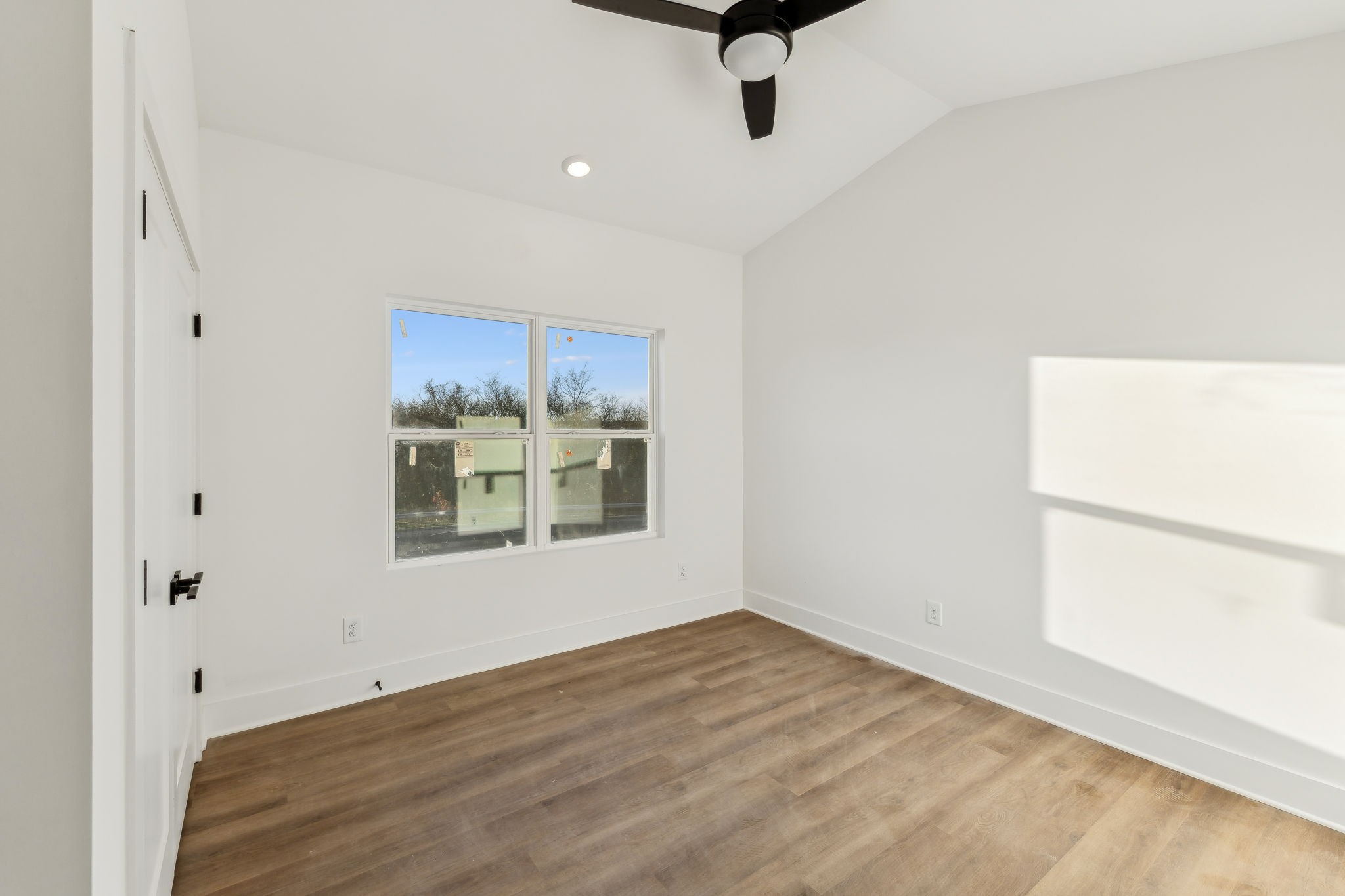 3822 Tigerbelle Dr Property Photo 21