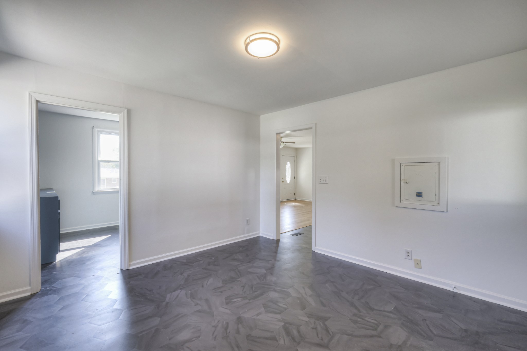 300 Pleasant Dr Property Photo 16
