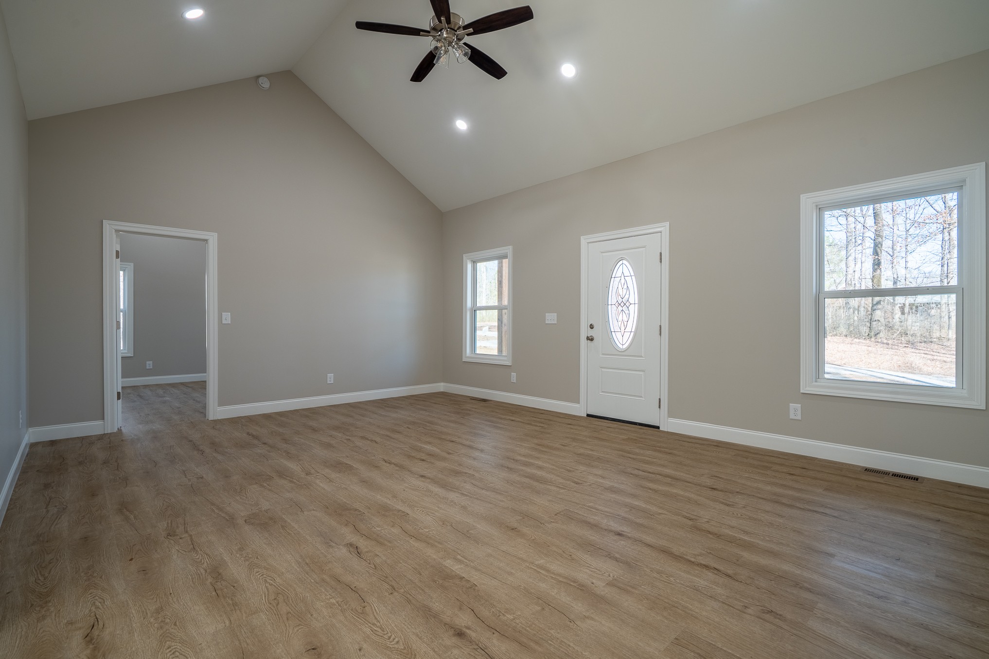 32 Periwinkle Ln Property Photo 8